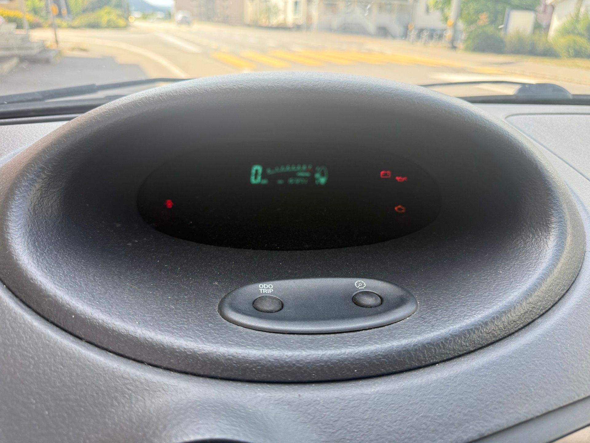 TOYOTA Yaris 1.3 Linea Sol-image-12