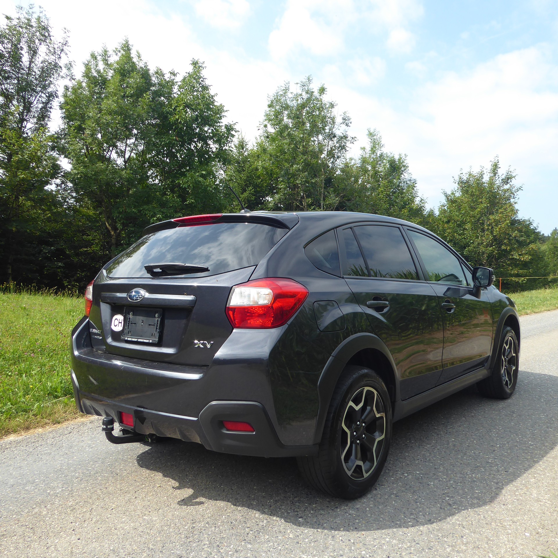SUBARU XV 2.0 Swiss Three AWD-image-3