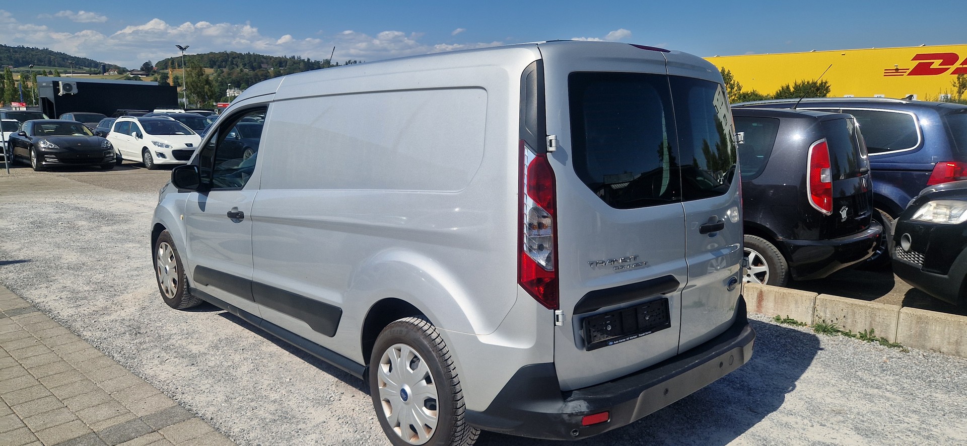 FORD TRANSIT CONNECT-image-4