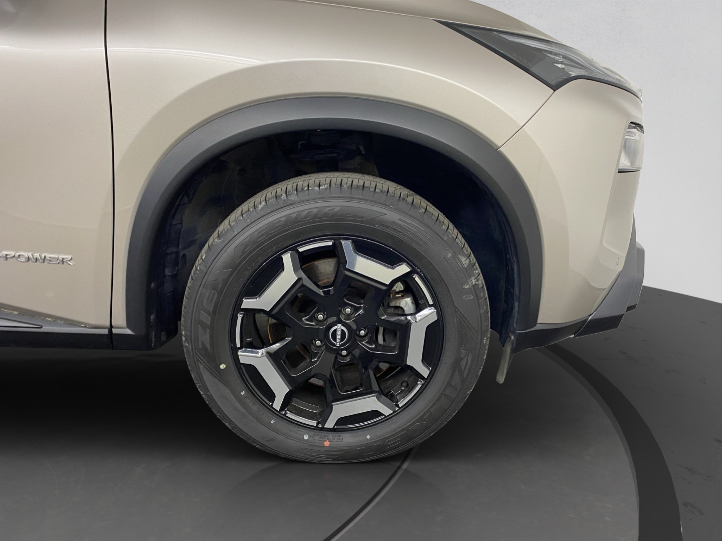 NISSAN X-Trail 1.5 VC-T e-Power 4WD 7 Sitze N-Trek-image-24