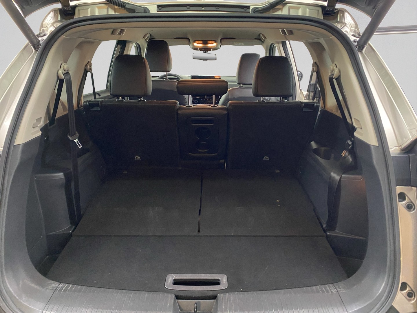 NISSAN X-Trail 1.5 VC-T e-Power 4WD 7 Sitze N-Trek-image-23