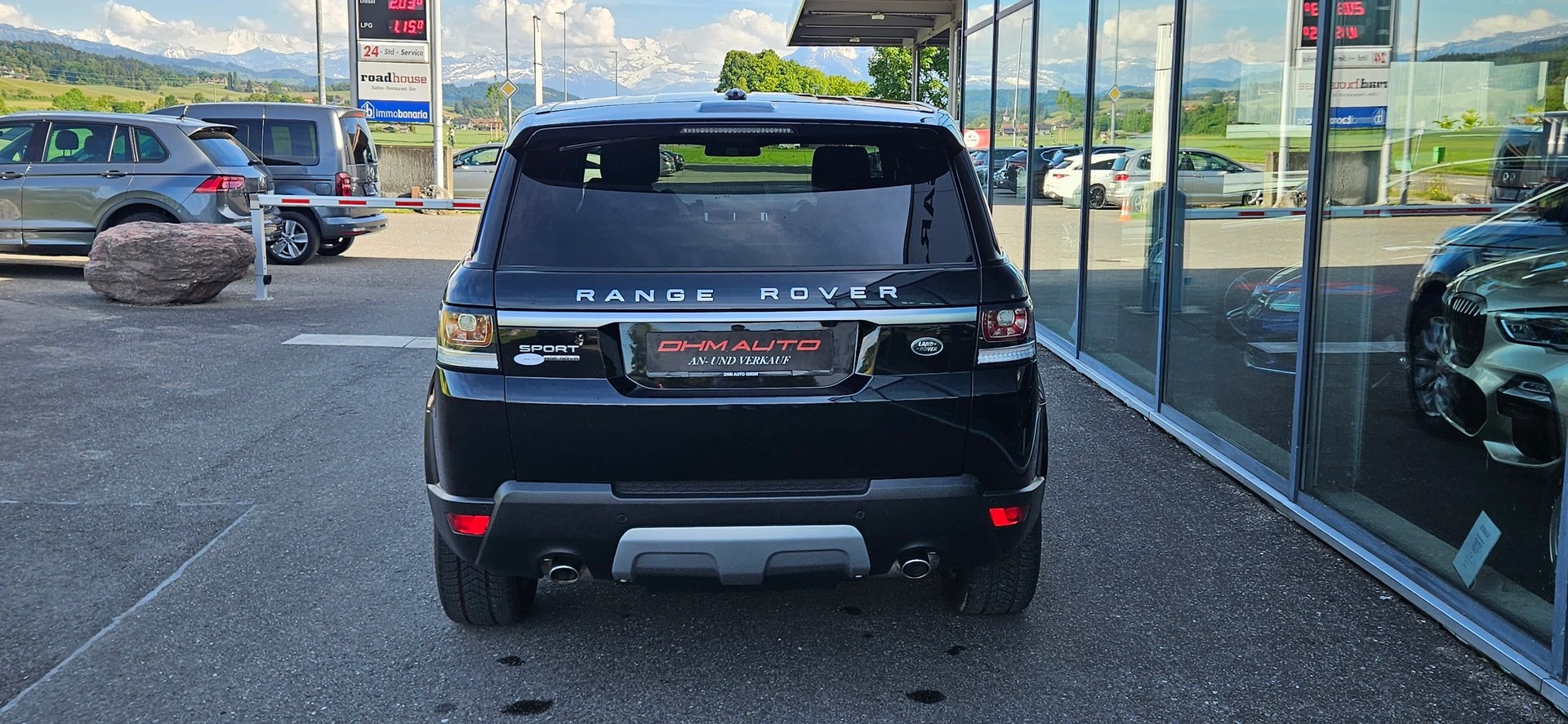 LAND ROVER Range Rover Sport 3.0 SDV6 HSE Dynamic Automatic-image-4