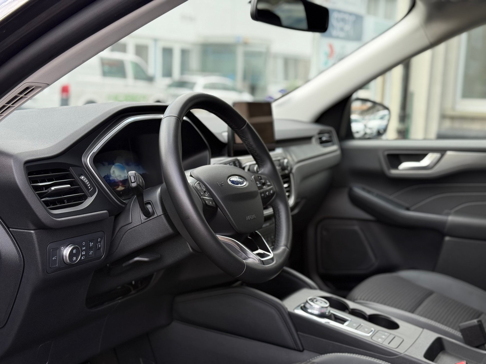 FORD Kuga 2.5 Hybrid Titanium X 4x4-image-7