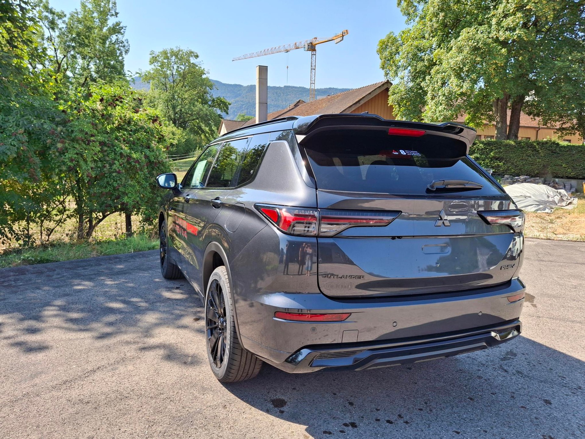 MITSUBISHI Outlander 2.4 PHEV Sport 4WD Automatic-image-4