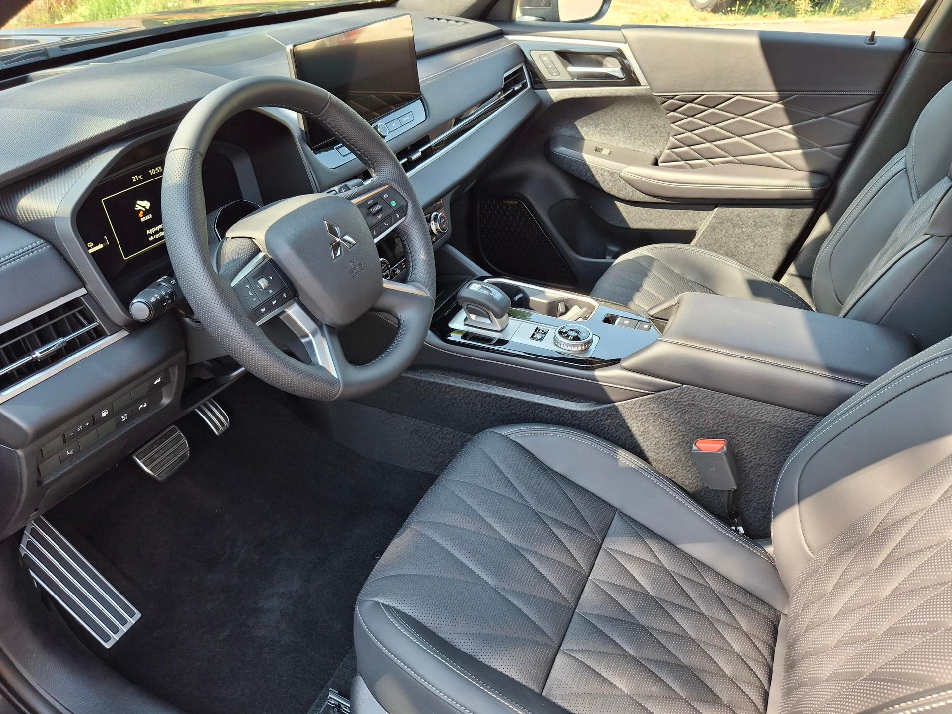 MITSUBISHI Outlander 2.4 PHEV Sport 4WD Automatic-image-6