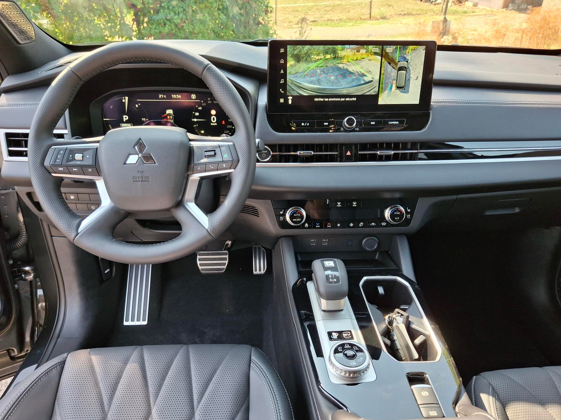 MITSUBISHI Outlander 2.4 PHEV Sport 4WD Automatic-image-7