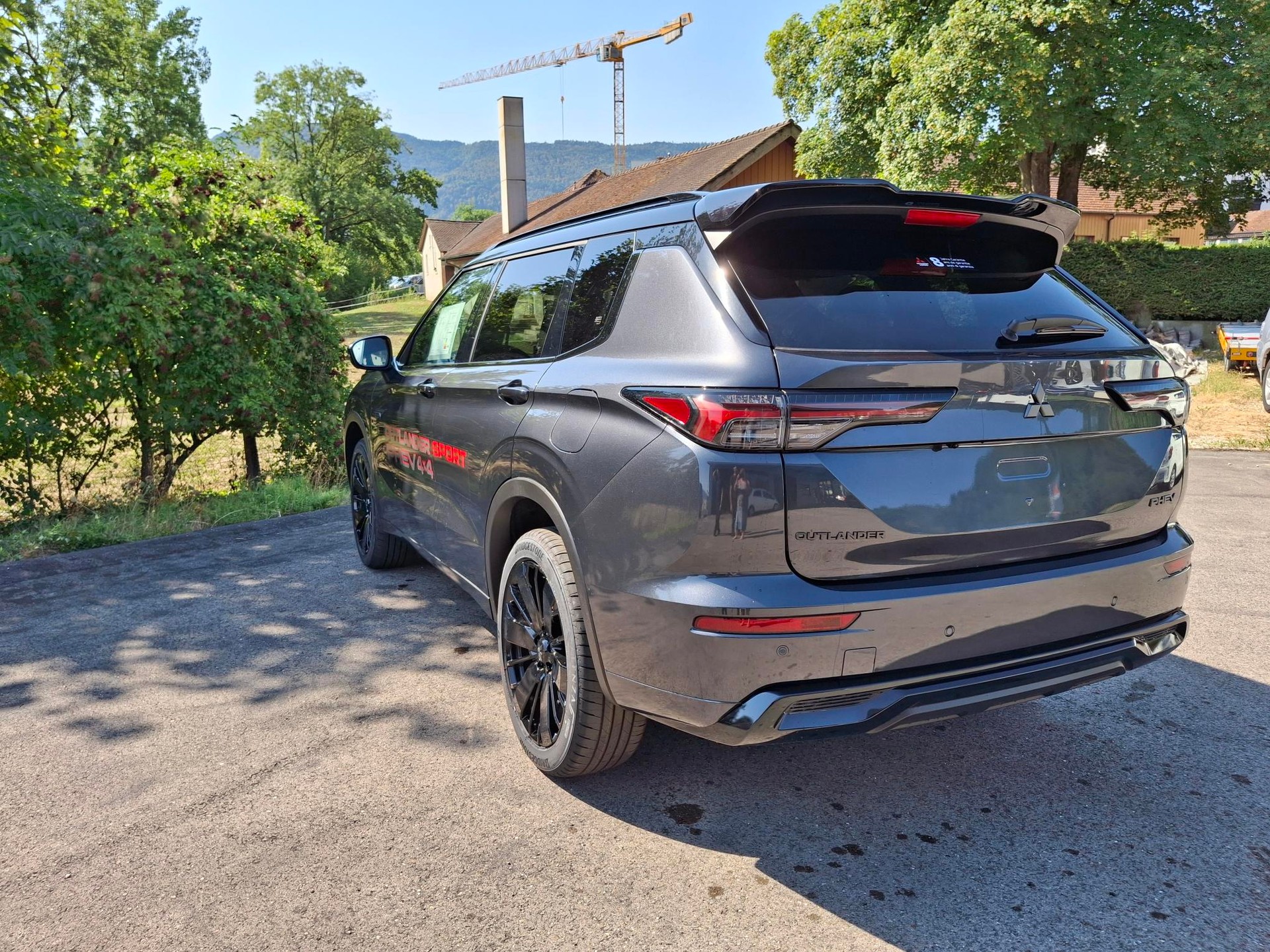 MITSUBISHI Outlander 2.4 PHEV Sport 4WD Automatic-image-5