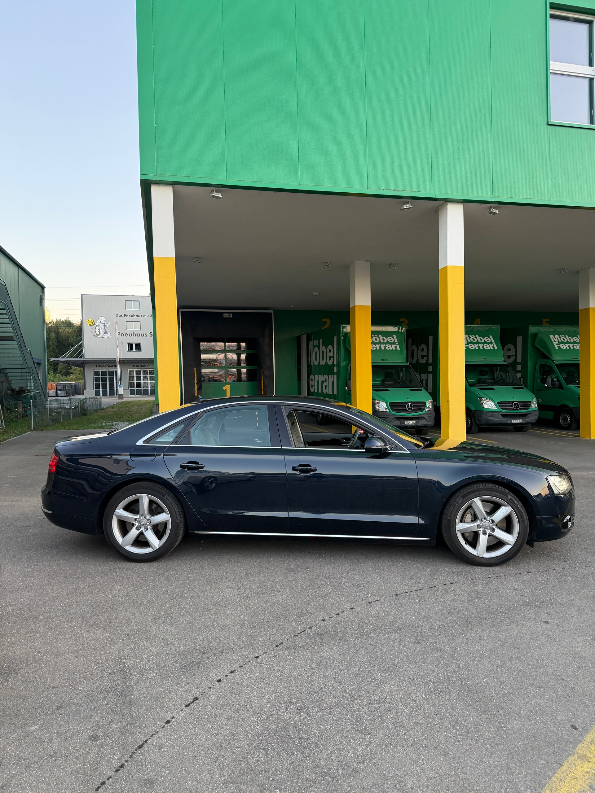 AUDI A8 4.2 FSI quattro tiptronic-image-7