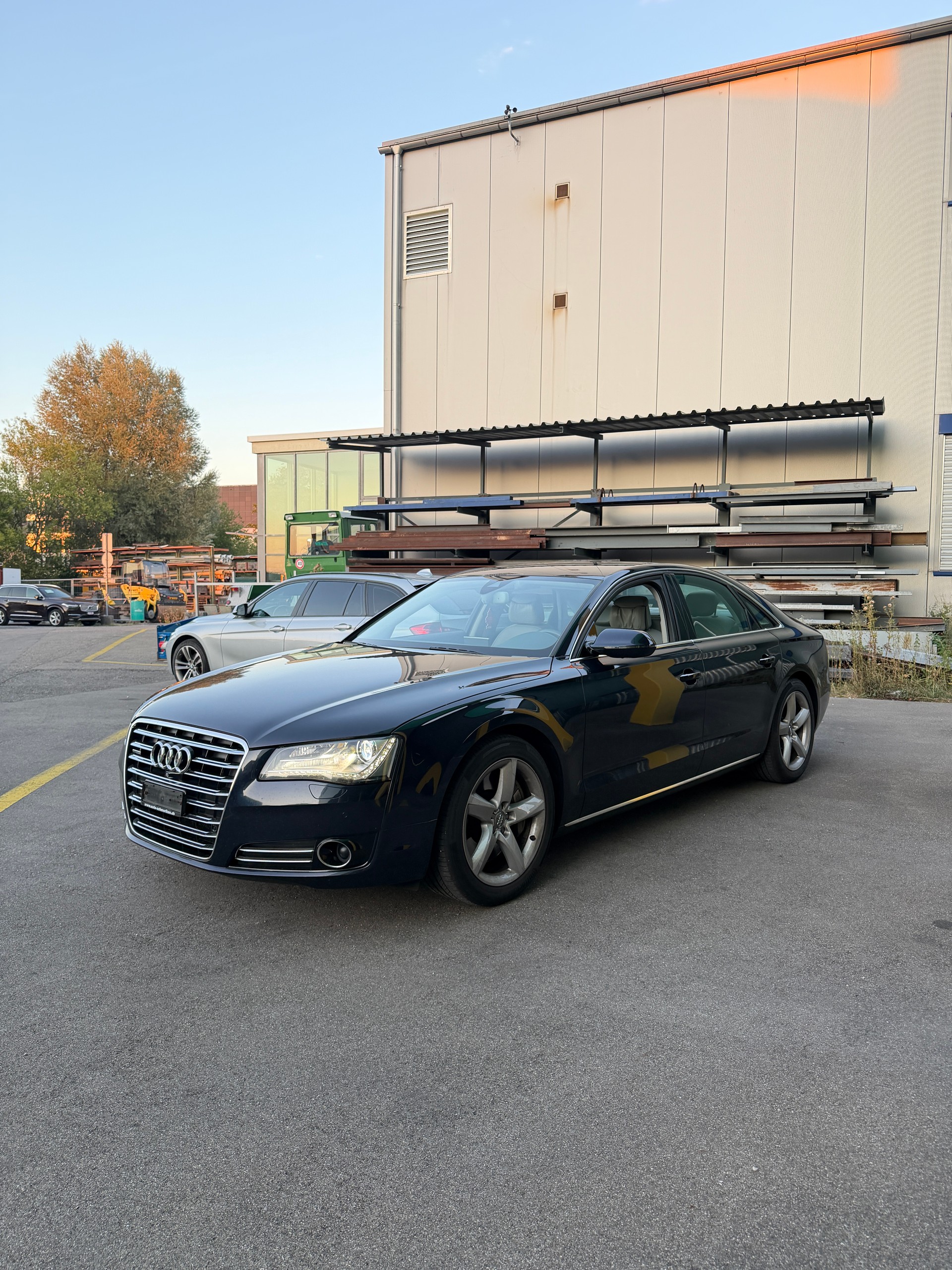AUDI A8 4.2 FSI quattro tiptronic-image-2