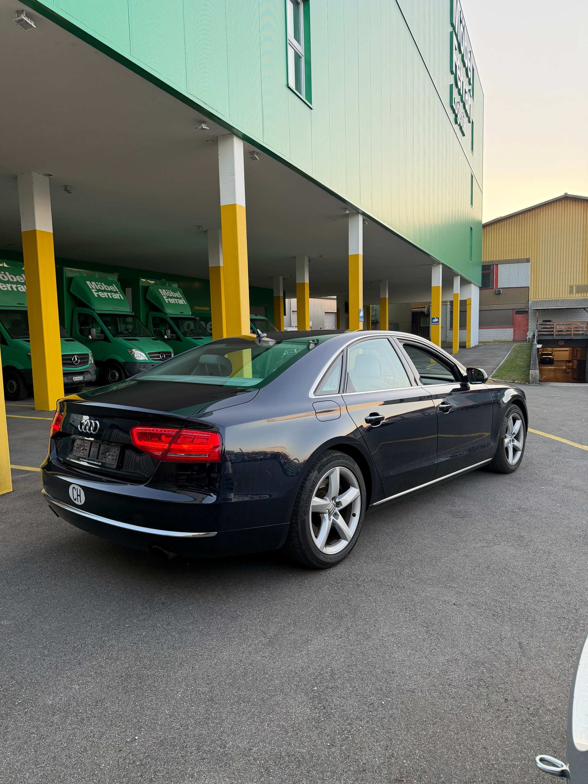 AUDI A8 4.2 FSI quattro tiptronic-image-6
