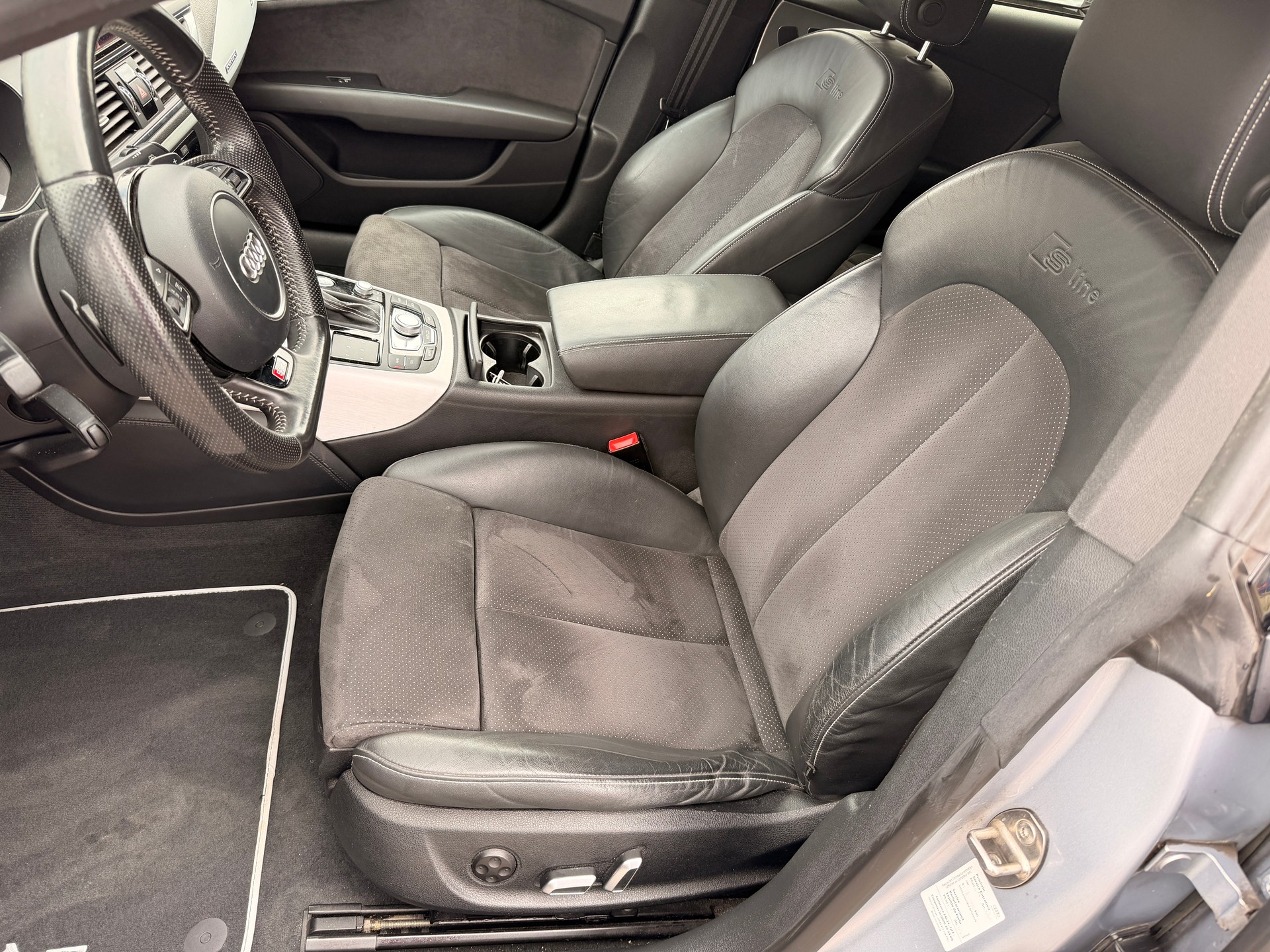 AUDI A7 Sportback 3.0 TDI quattro S-tronic-image-6