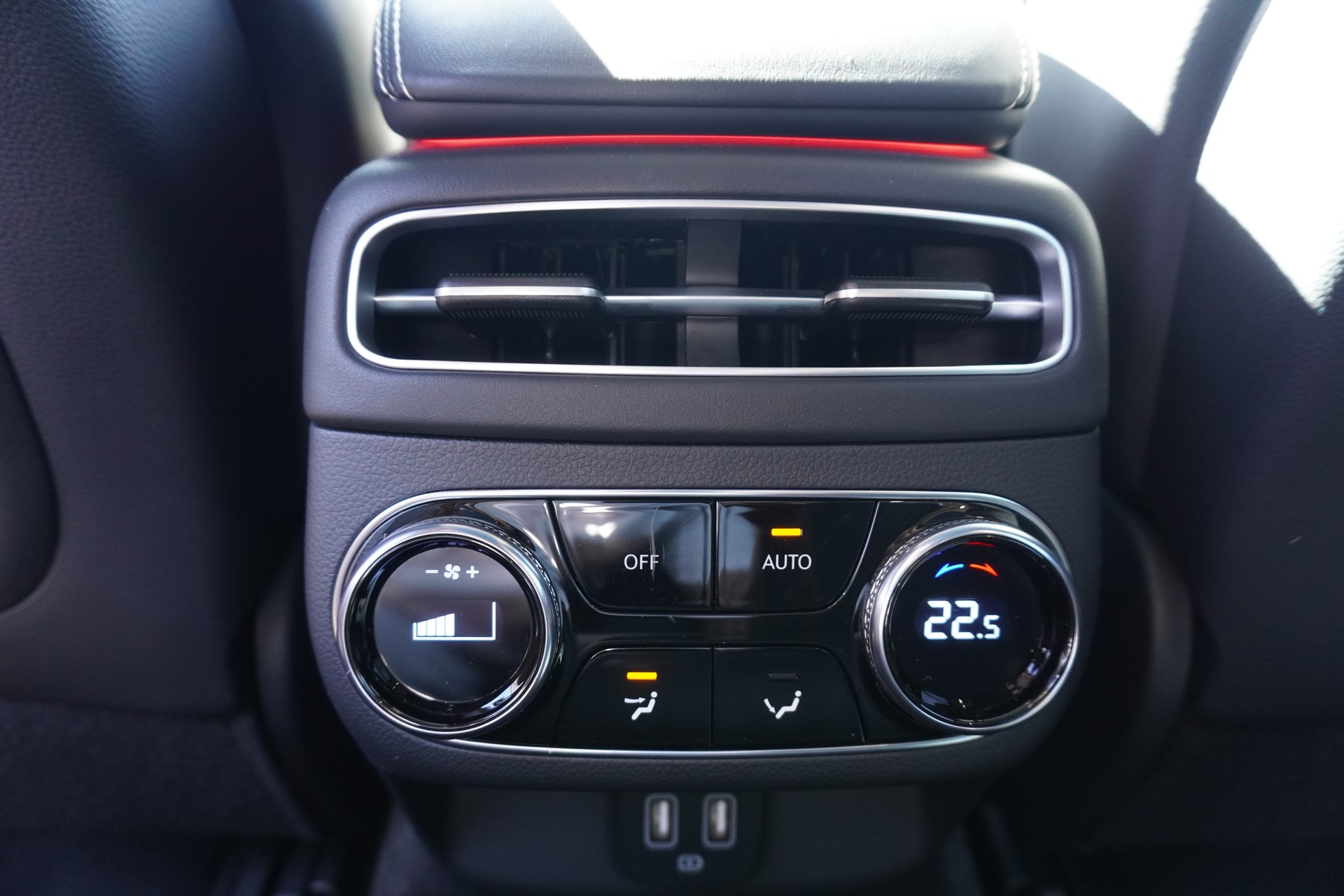 GENESIS GV70 Electrified Sport kWh 77,4 AWD-image-25