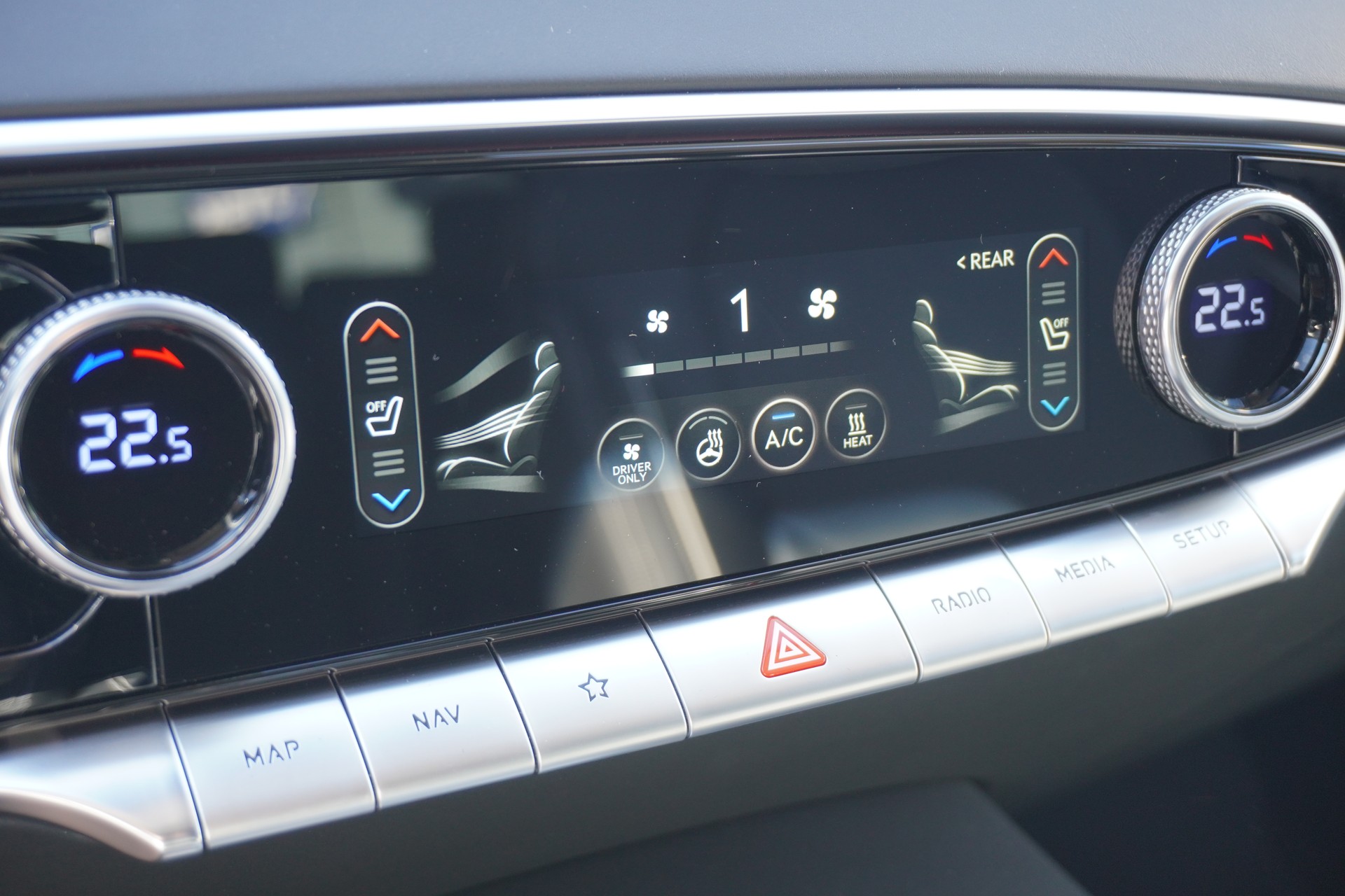 GENESIS GV70 Electrified Sport kWh 77,4 AWD-image-32