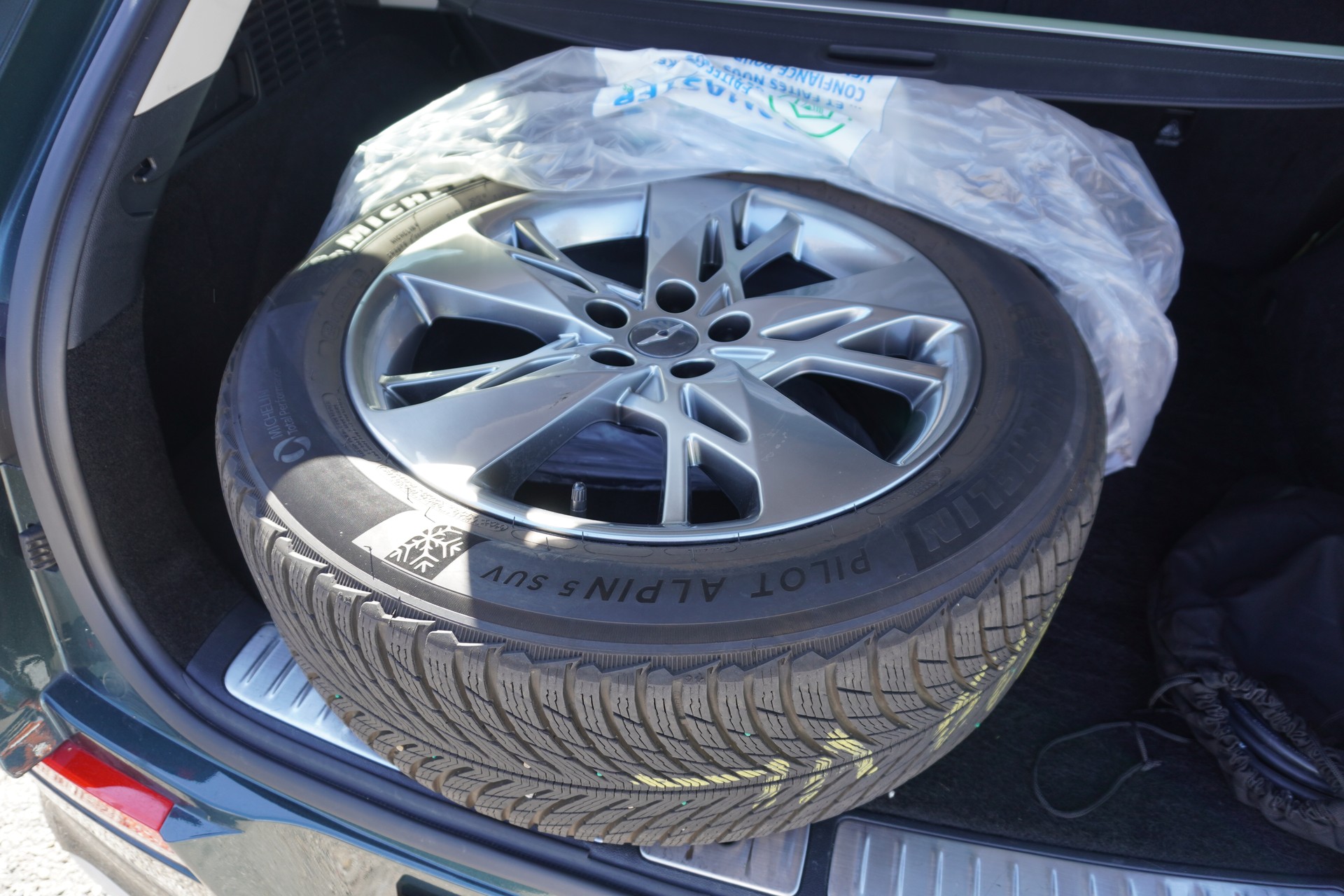 GENESIS GV70 Electrified Sport kWh 77,4 AWD-image-13