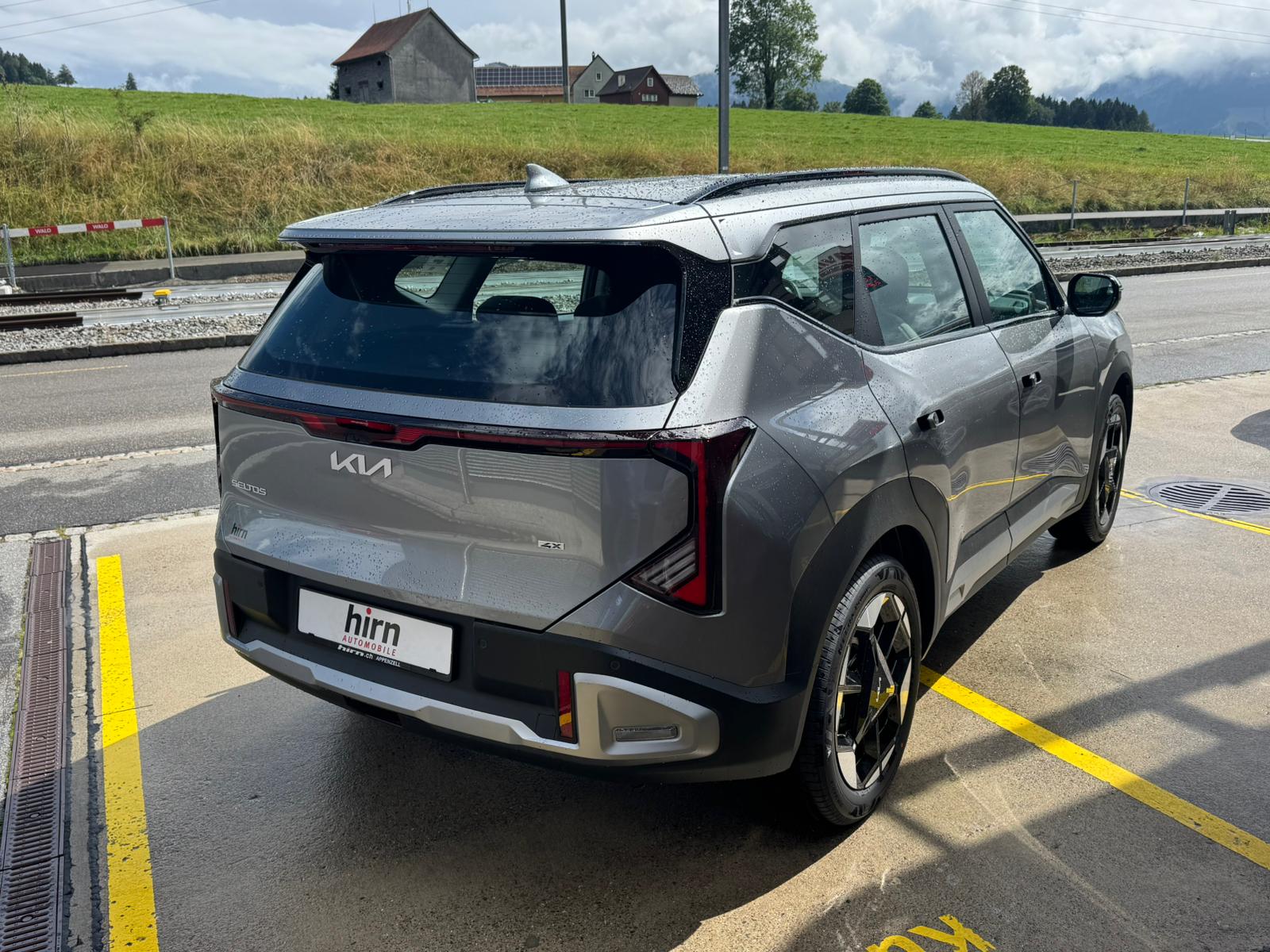 KIA Seltos 1.6 T-GDi Style-image-2