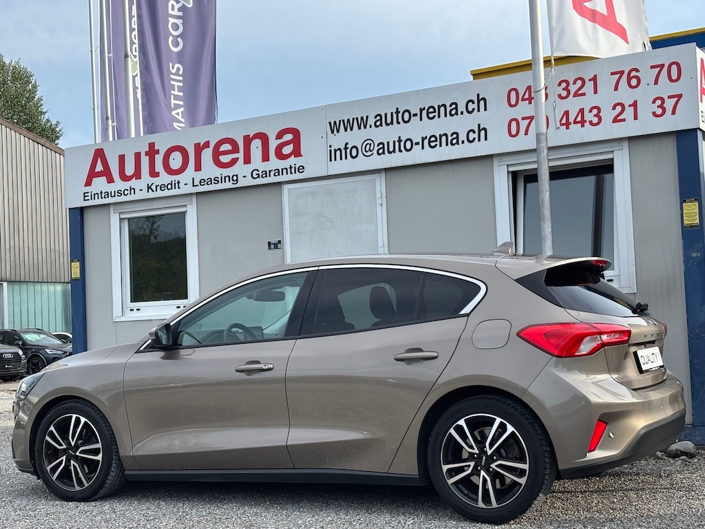 FORD Focus 1.5 SCTi Titanium Automatic-image-3
