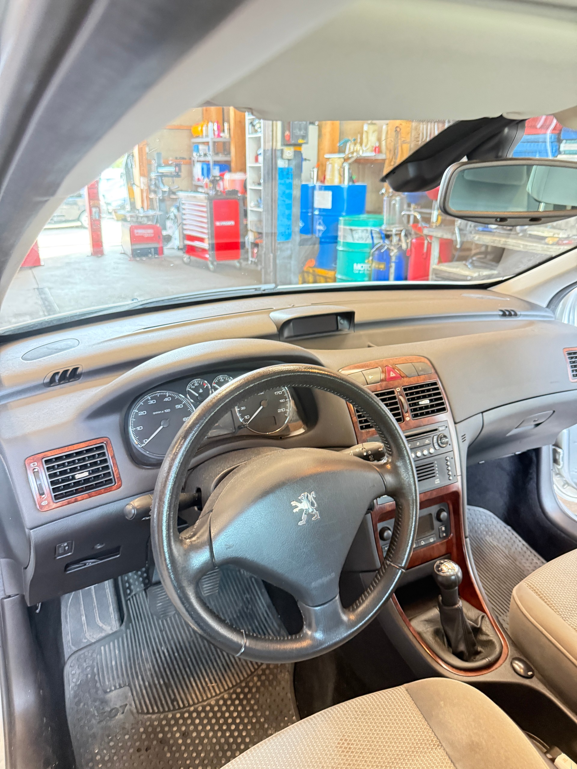 PEUGEOT 307 1.6 16V XS-image-9