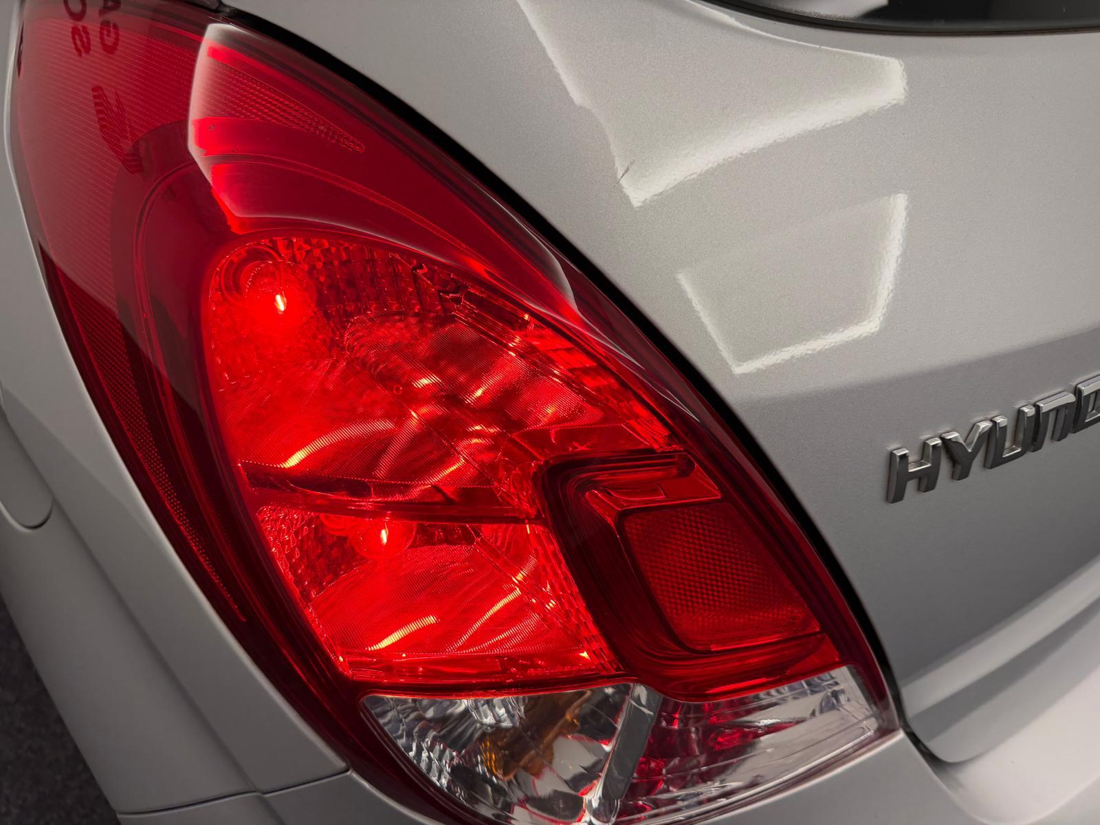 HYUNDAI i20 1.2 Comfort-image-8