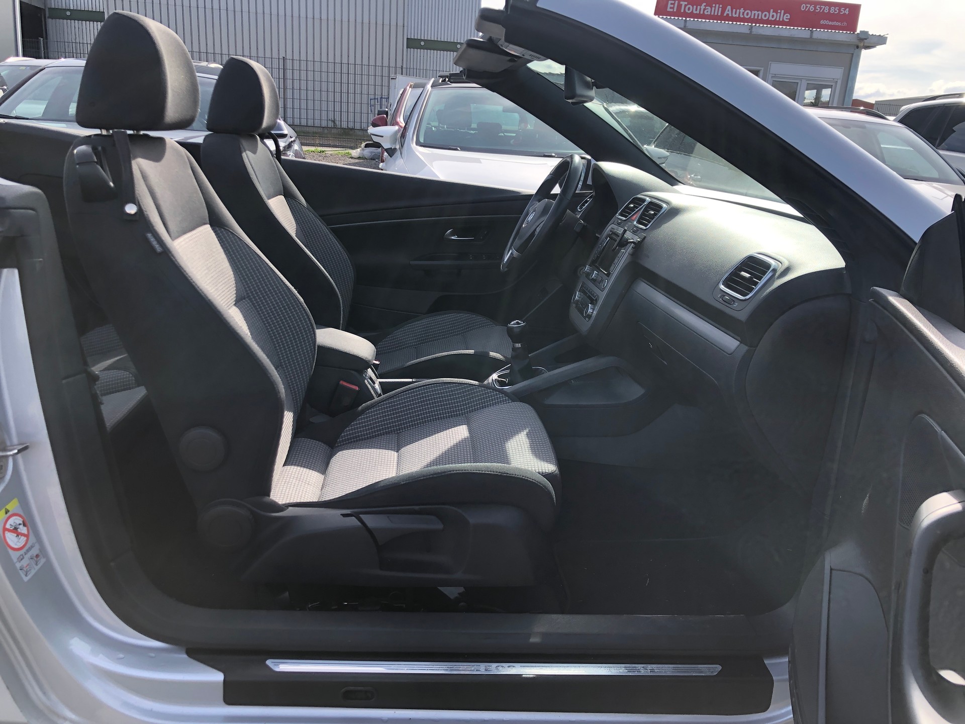 VW Eos 1.4 TSI BlueMotion Technology Value-image-12