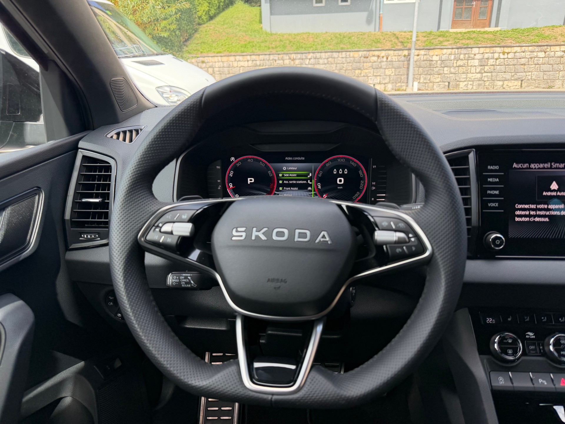 SKODA Karoq 2.0TSI SportL.4x4-image-10