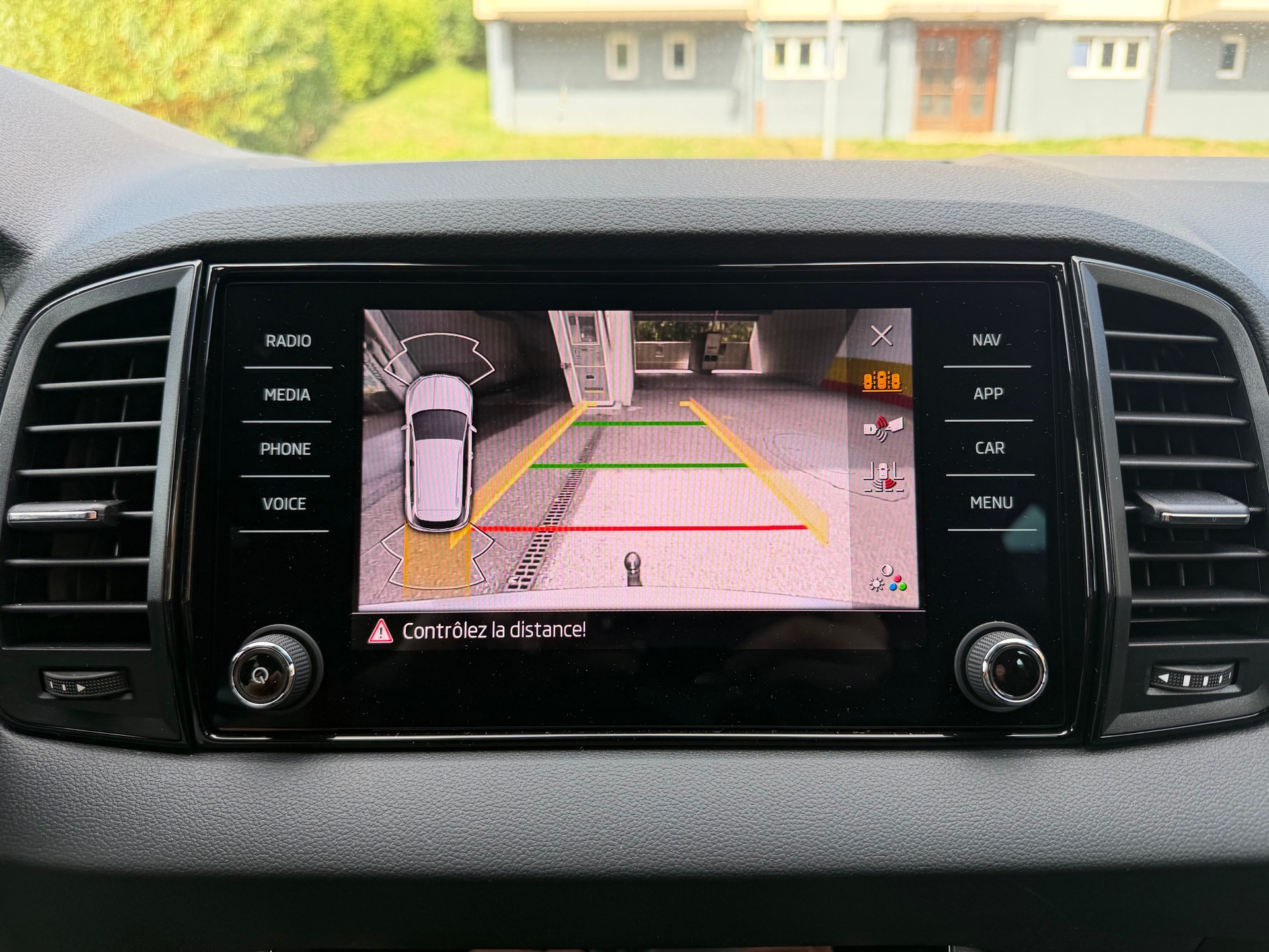 SKODA Karoq 2.0TSI SportL.4x4-image-11