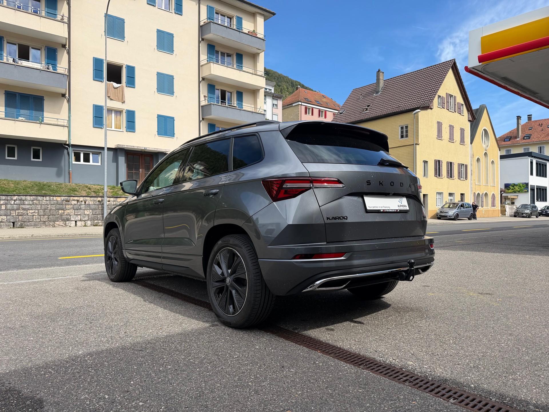 SKODA Karoq 2.0TSI SportL.4x4-image-3
