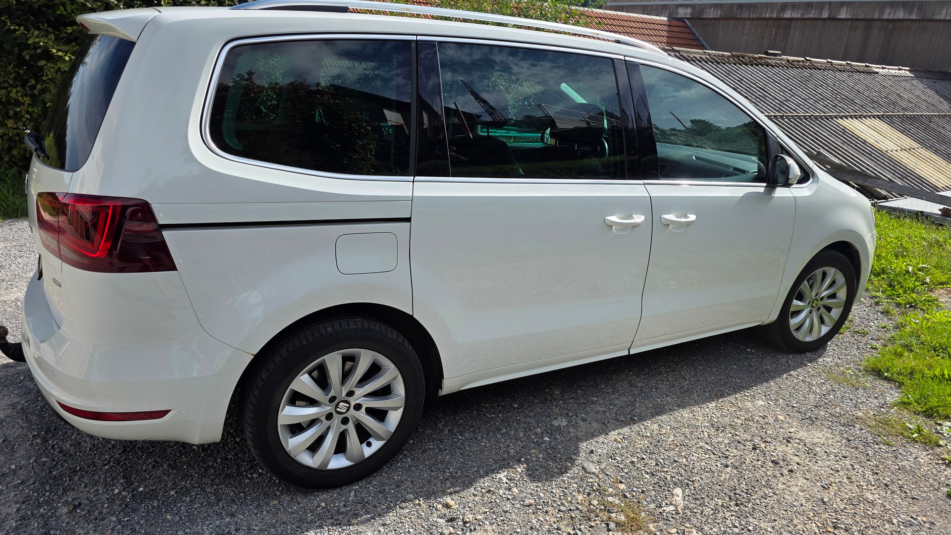 SEAT 2.0 TDI 150 Style Adv. 4x4 S/S aus 1 Hand Serviceheft vorhanden.-image-2