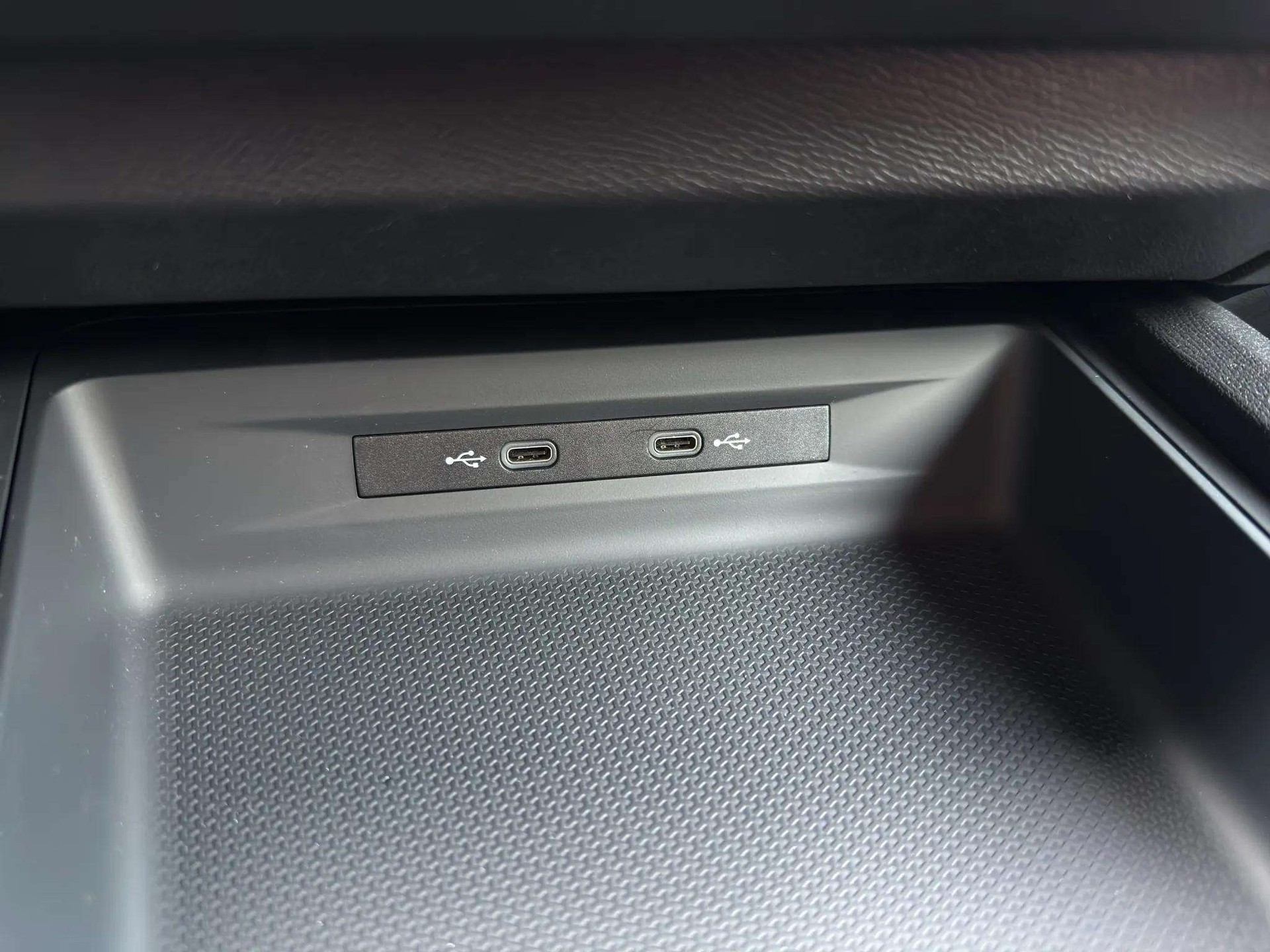 CUPRA LEON ST 1.4 e-HYBRID pHEV DSG-image-15
