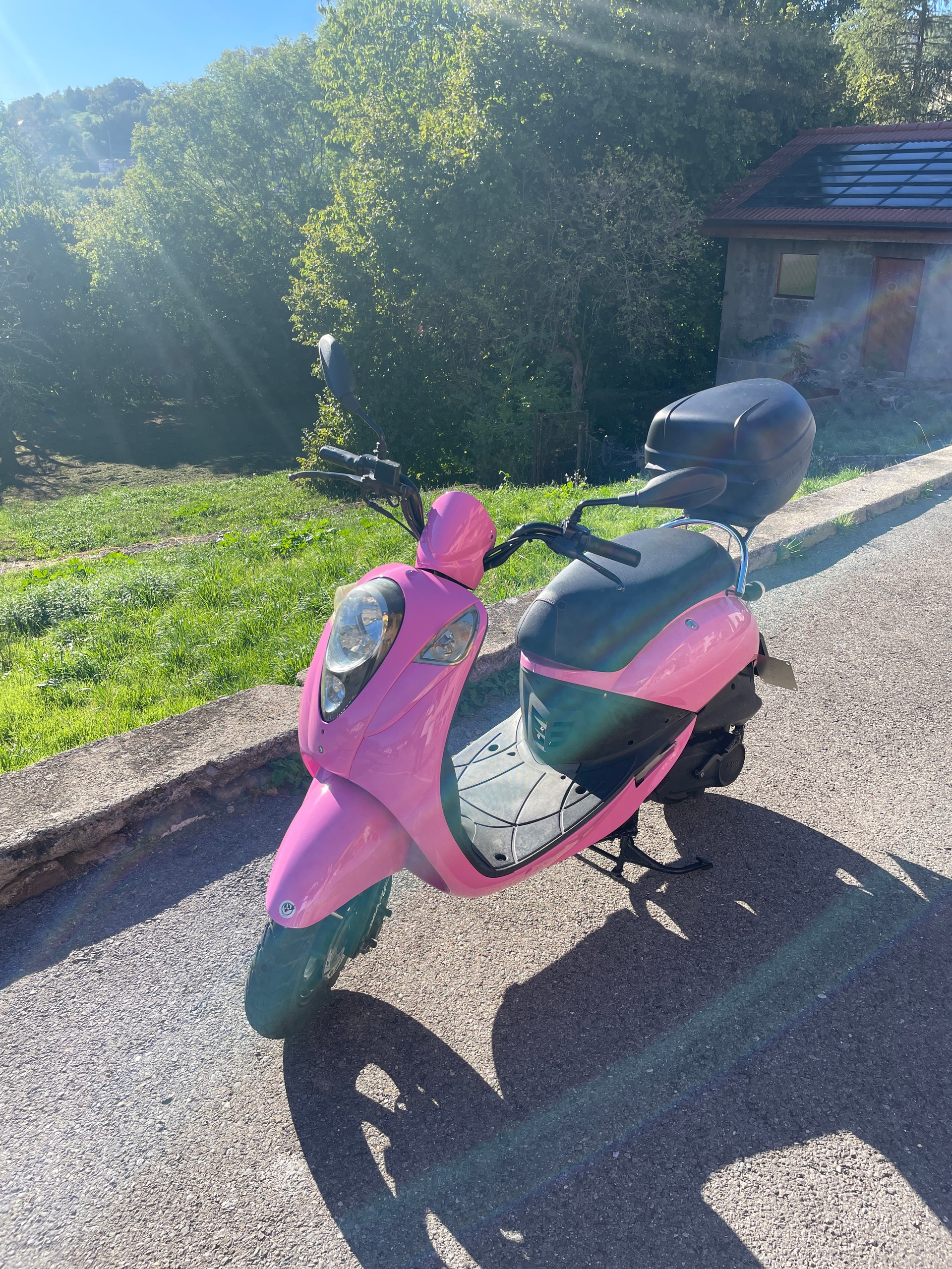 SYM 100