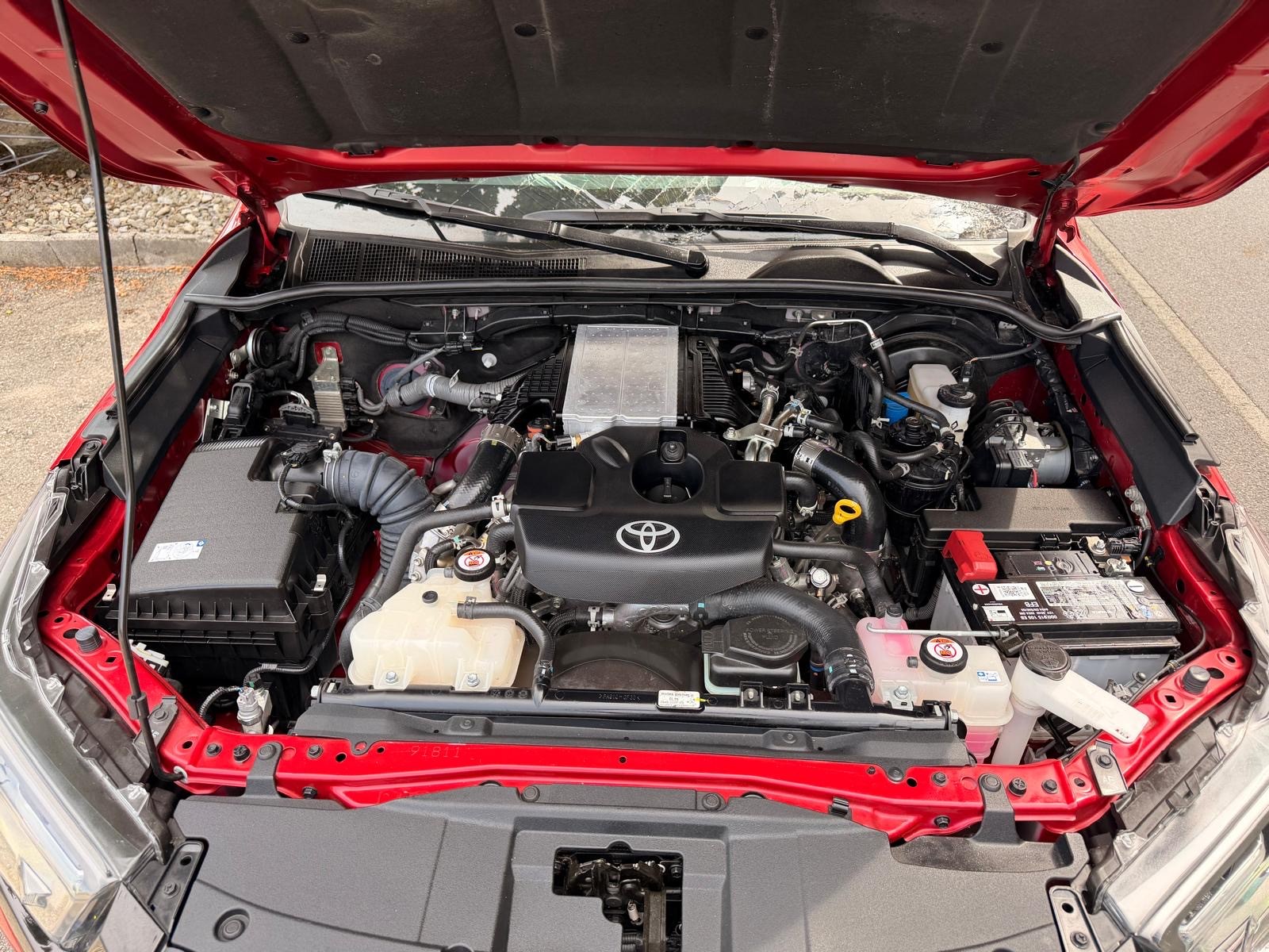 TOYOTA Hilux 2.8d GR Sport II Double Cab 4x4 A-image-7