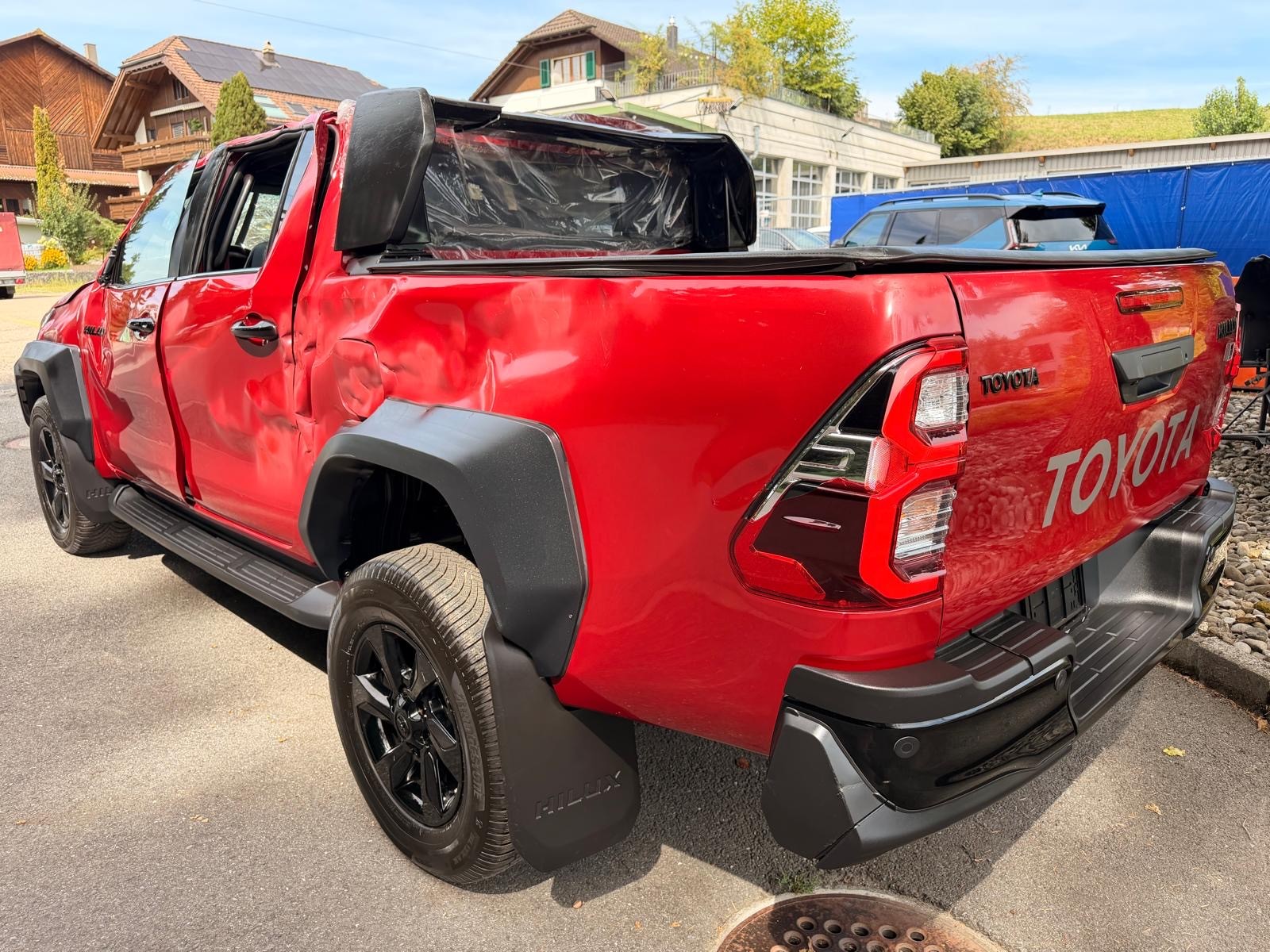 TOYOTA Hilux 2.8d GR Sport II Double Cab 4x4 A-image-4