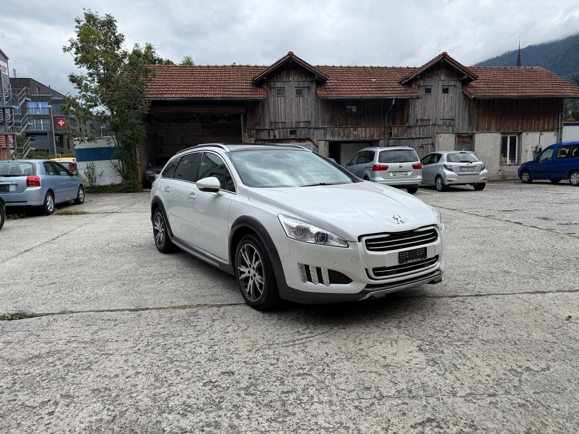 PEUGEOT 508 RXH 2.0 HDI Hybrid4 EGS6
