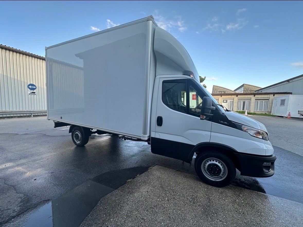 IVECO 35 S 16H-image-1