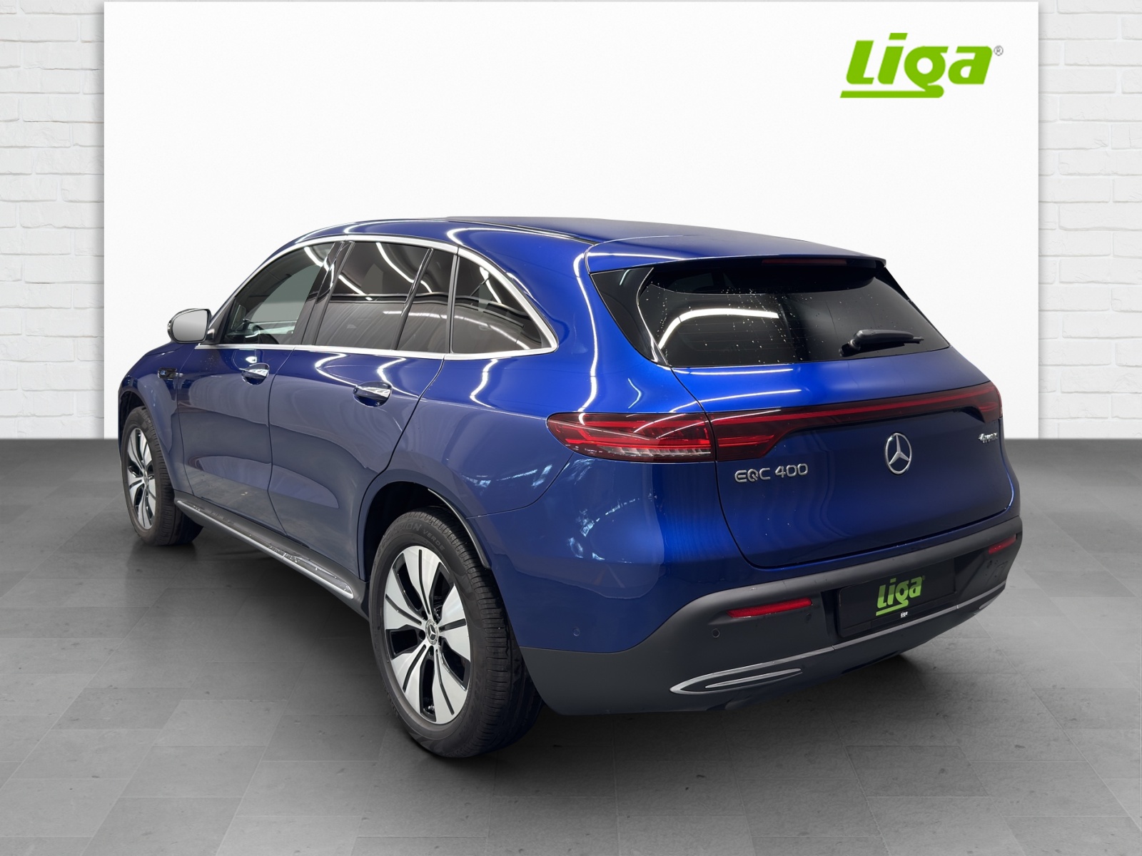 MERCEDES-BENZ EQC 400 4Matic-image-3