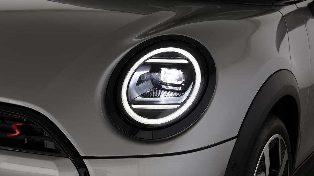 MINI Cooper 5 door S-image-15