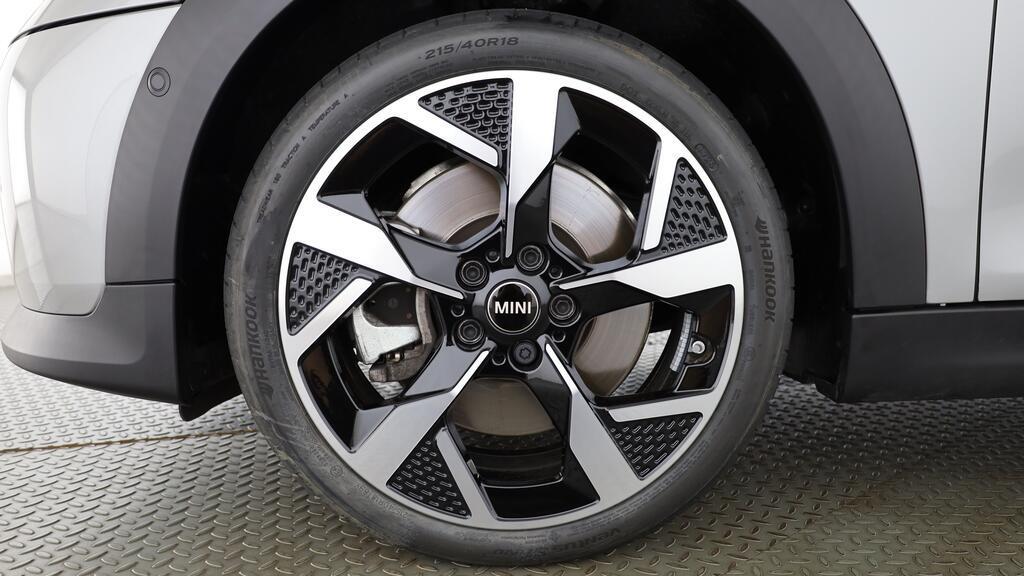 MINI Cooper 5 door S-image-10