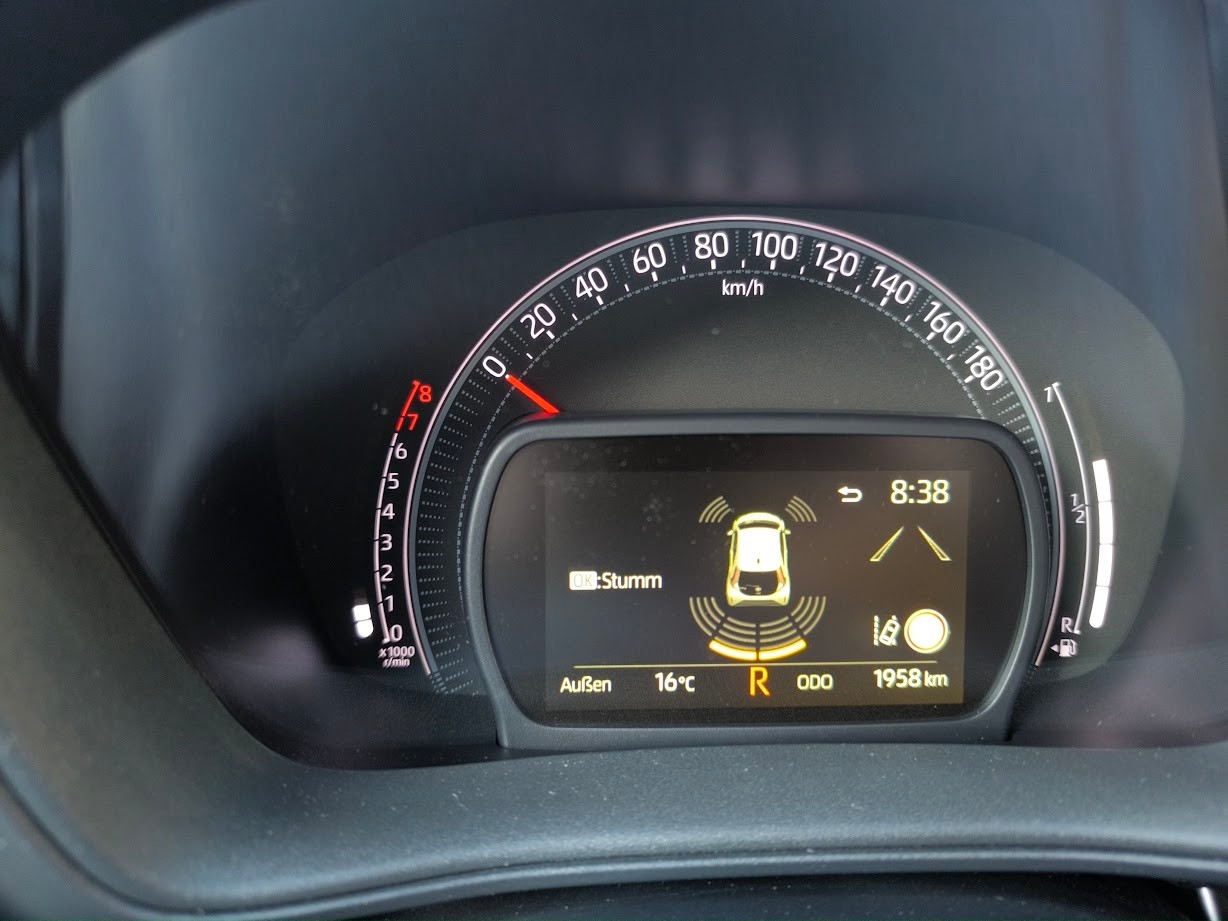 TOYOTA Aygo X 1.0 VVT-i JBL EditionCVT-image-14