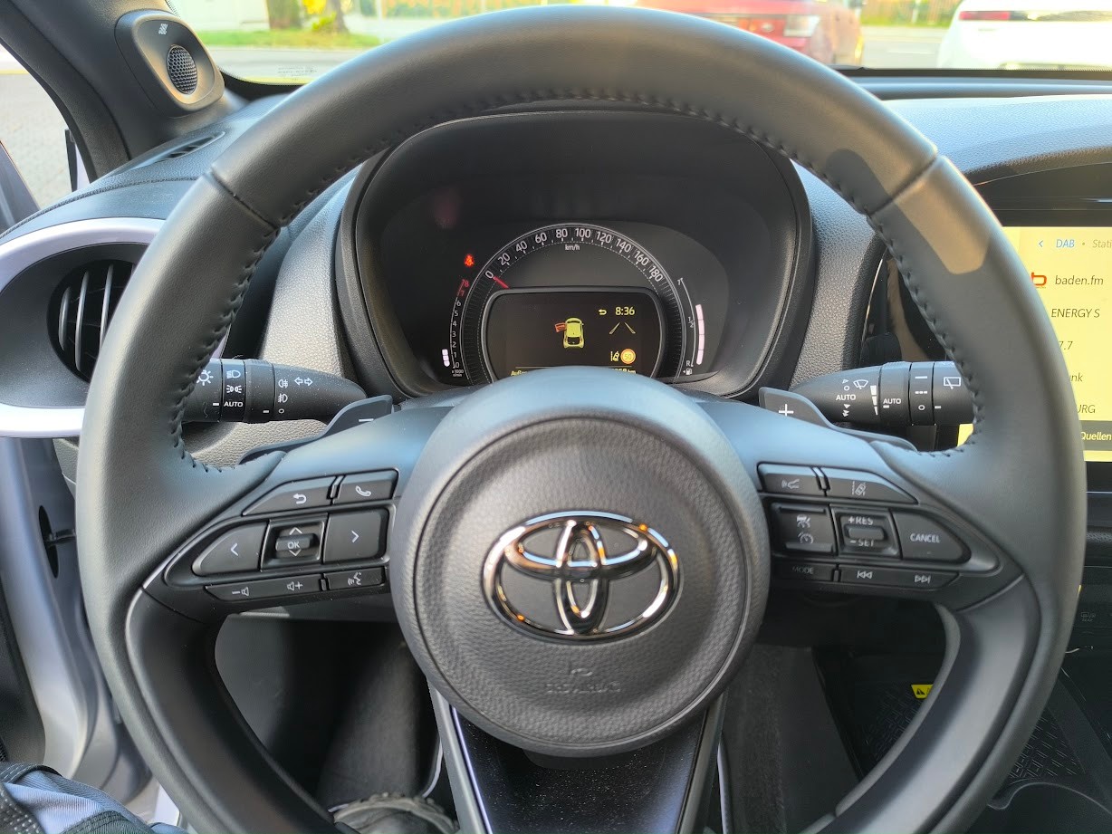 TOYOTA Aygo X 1.0 VVT-i JBL EditionCVT-image-15
