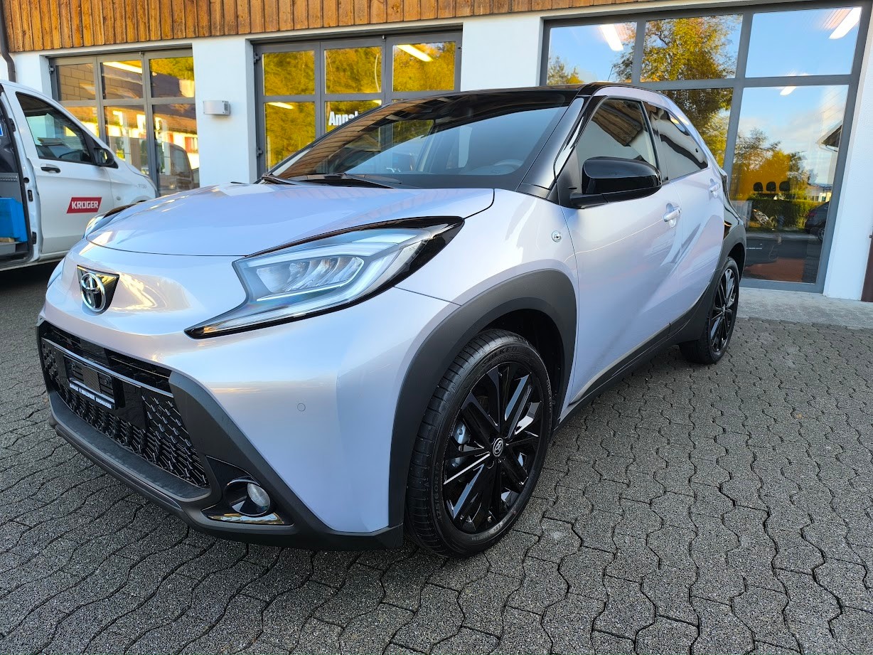 TOYOTA Aygo X 1.0 VVT-i JBL EditionCVT-image-0