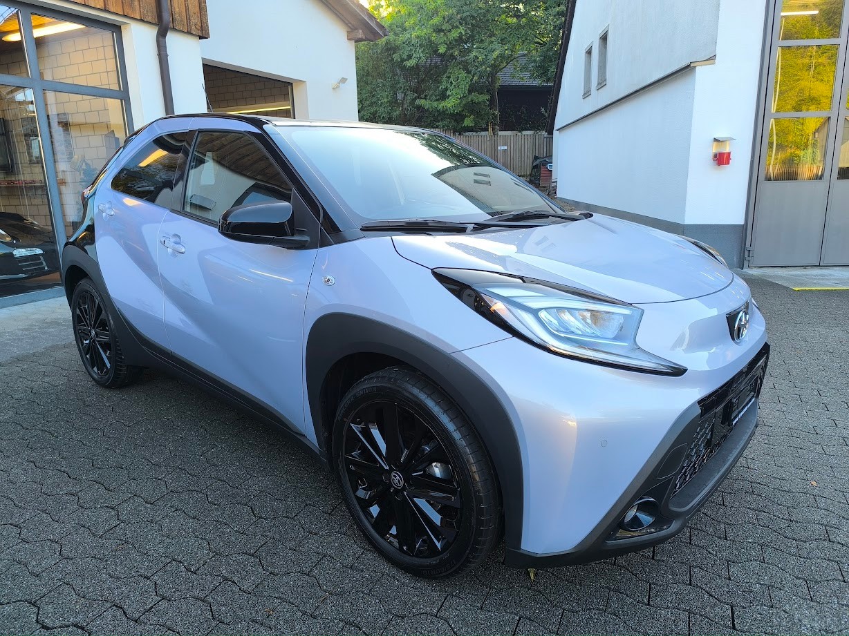 TOYOTA Aygo X 1.0 VVT-i JBL EditionCVT-image-3