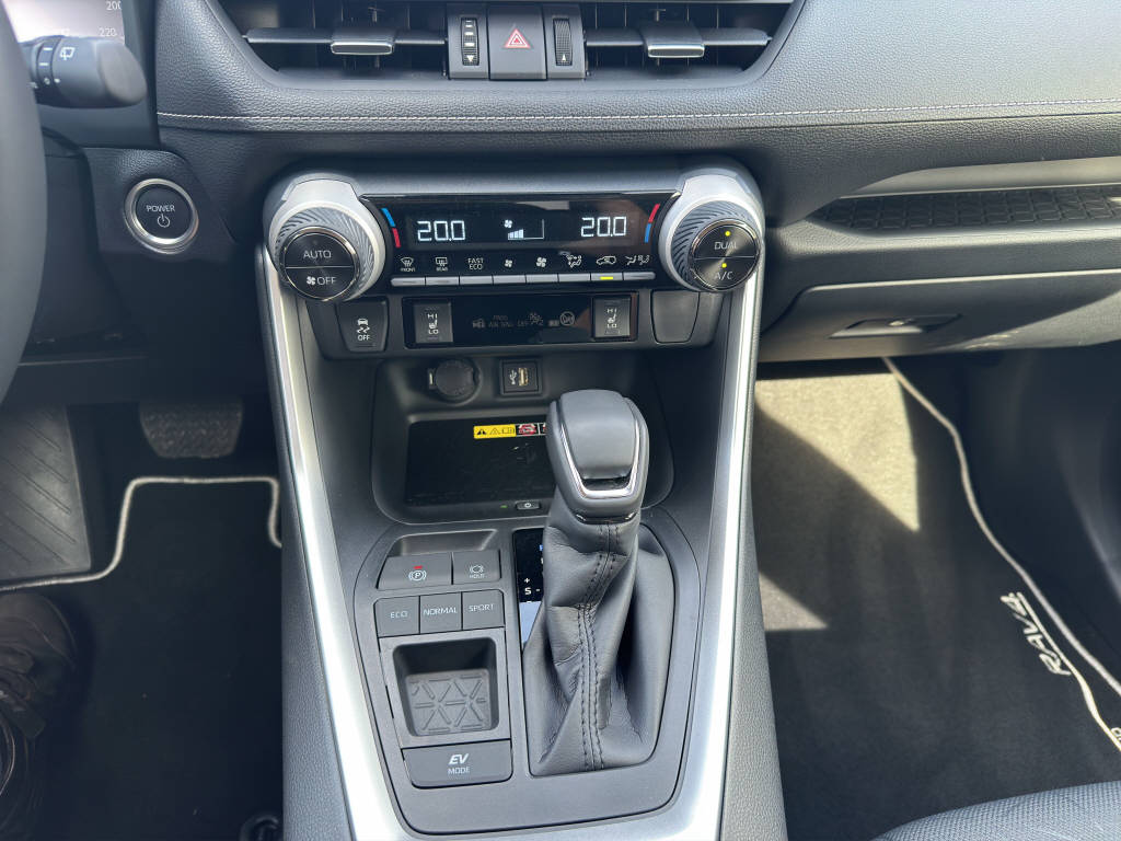 TOYOTA RAV-4 2.5 HEV Trend-image-10