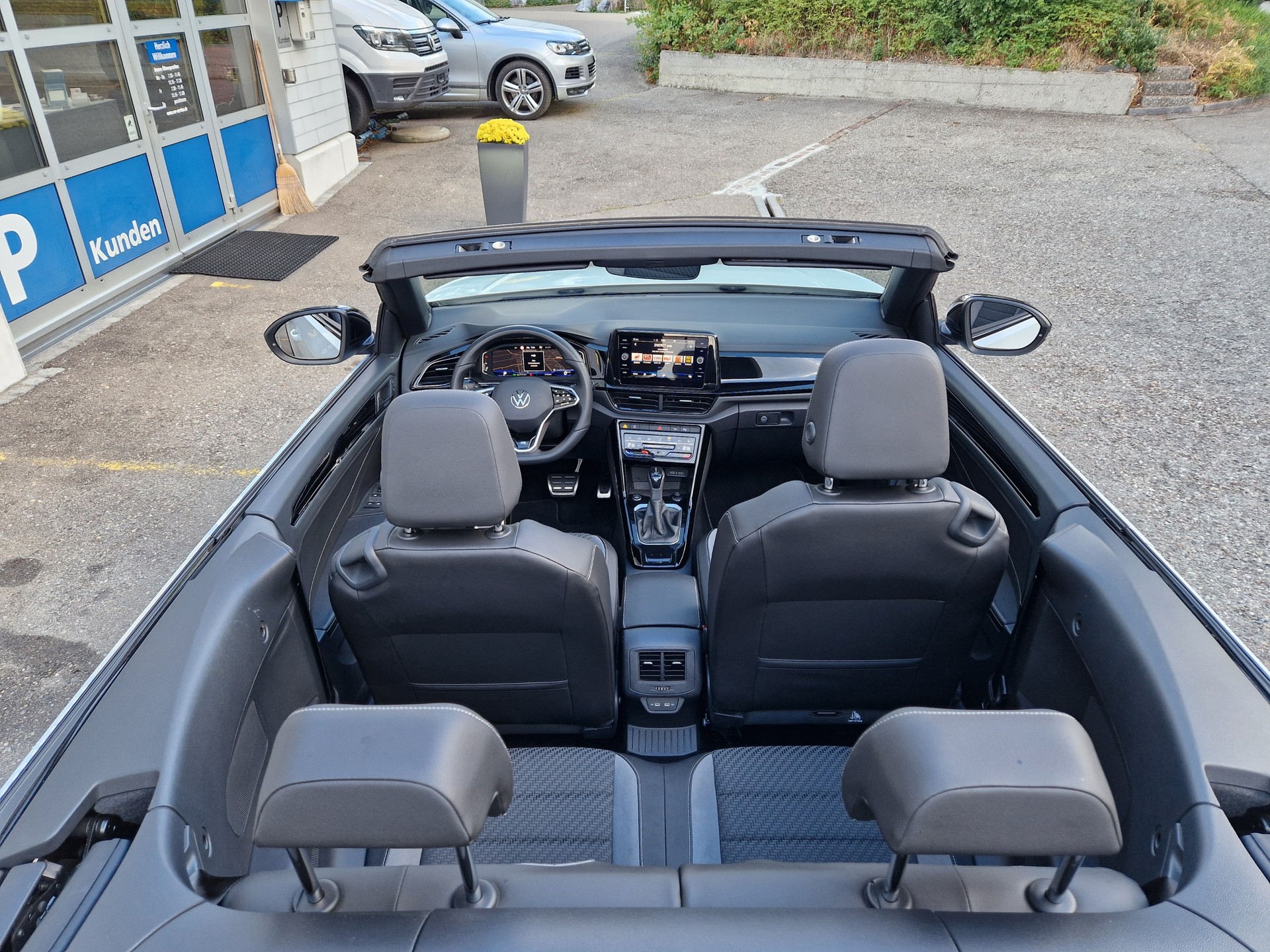 VW T-Roc Cabriolet 1.5 TSI EVO R-Line DSG-image-12