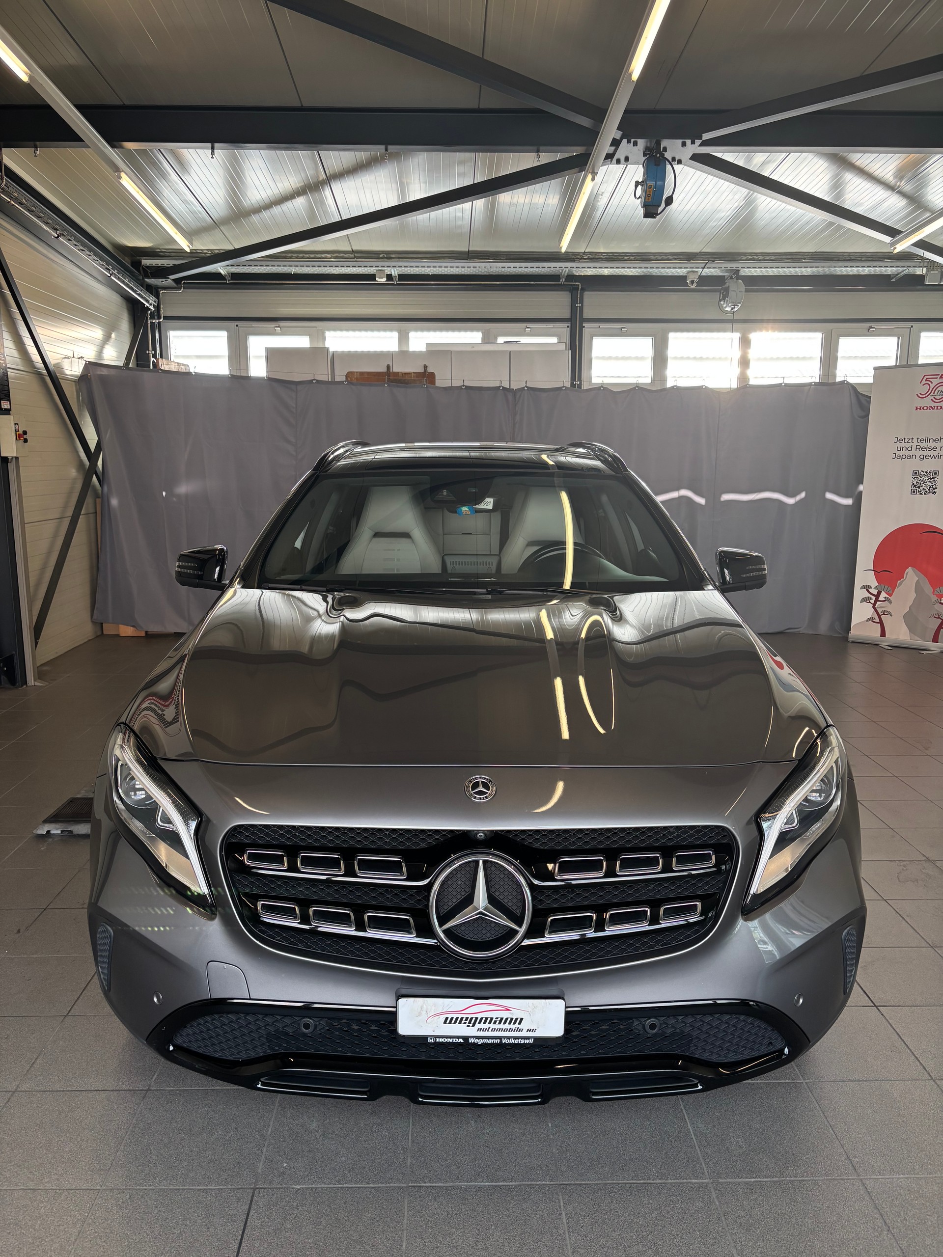 MERCEDES-BENZ GLA 200 Urban 7G-DCT-image-1