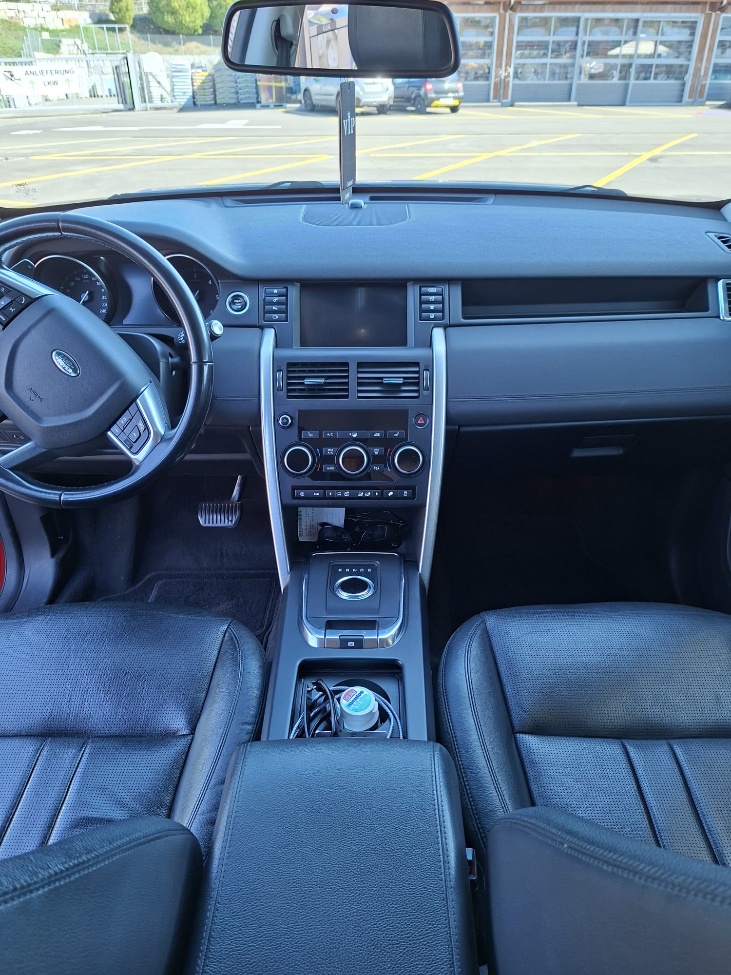 LAND ROVER 2.0 TD4 180 HSE Luxury-image-4