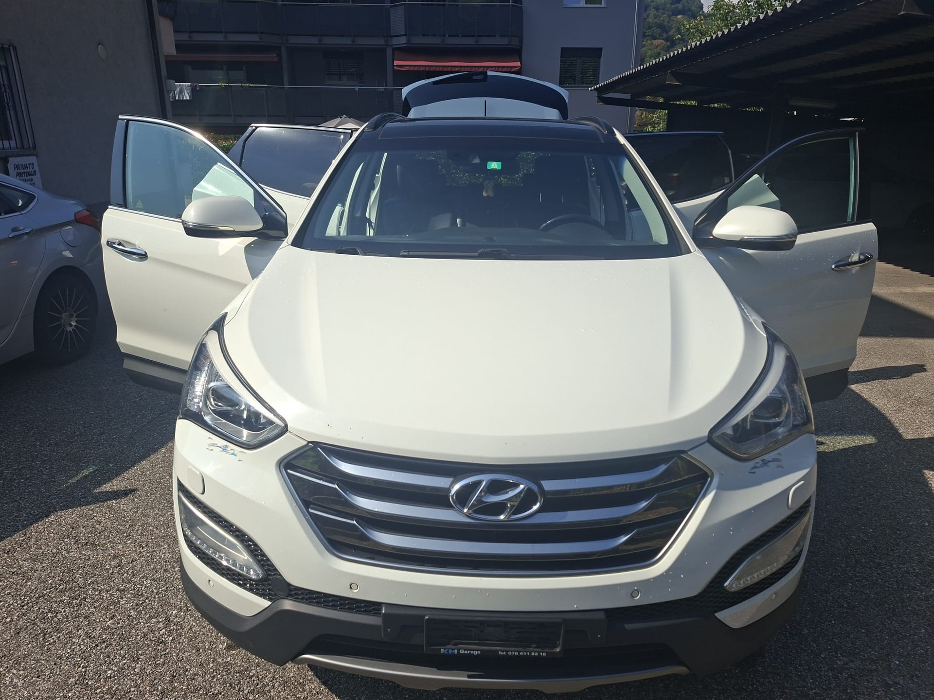 HYUNDAI SANTA FE-image-1