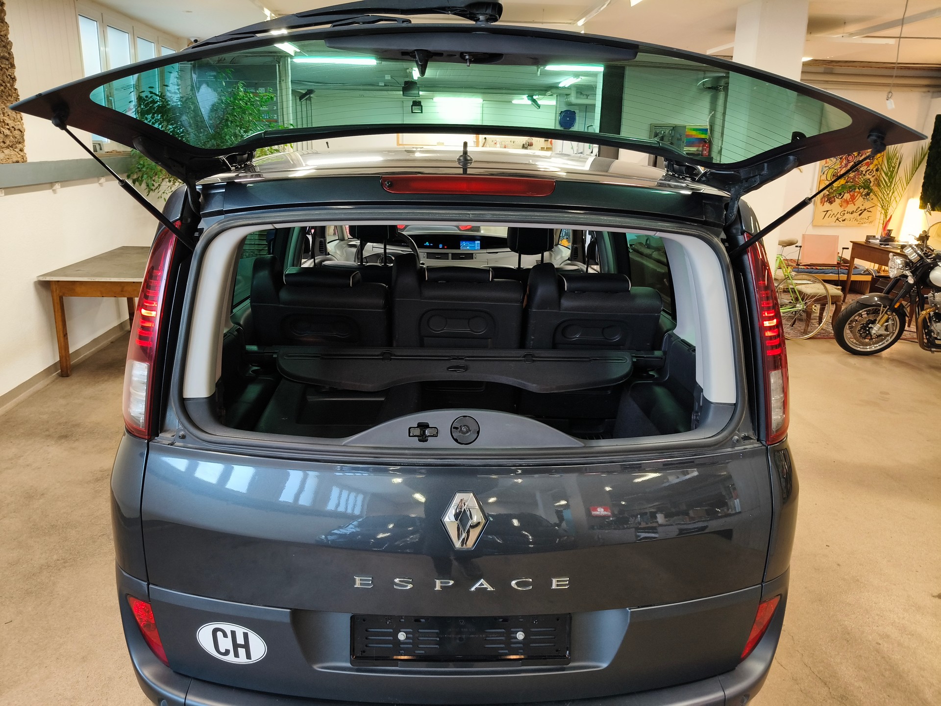 RENAULT Grand Espace 2.0 dCi Initiale Automatic-image-29