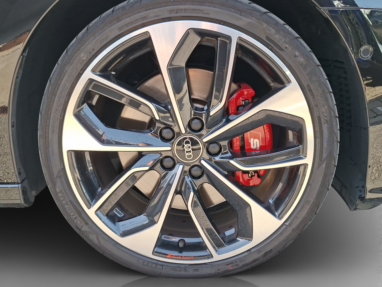 AUDI S3 Sportback 2.0 TFSI quattro S-tronic-image-13
