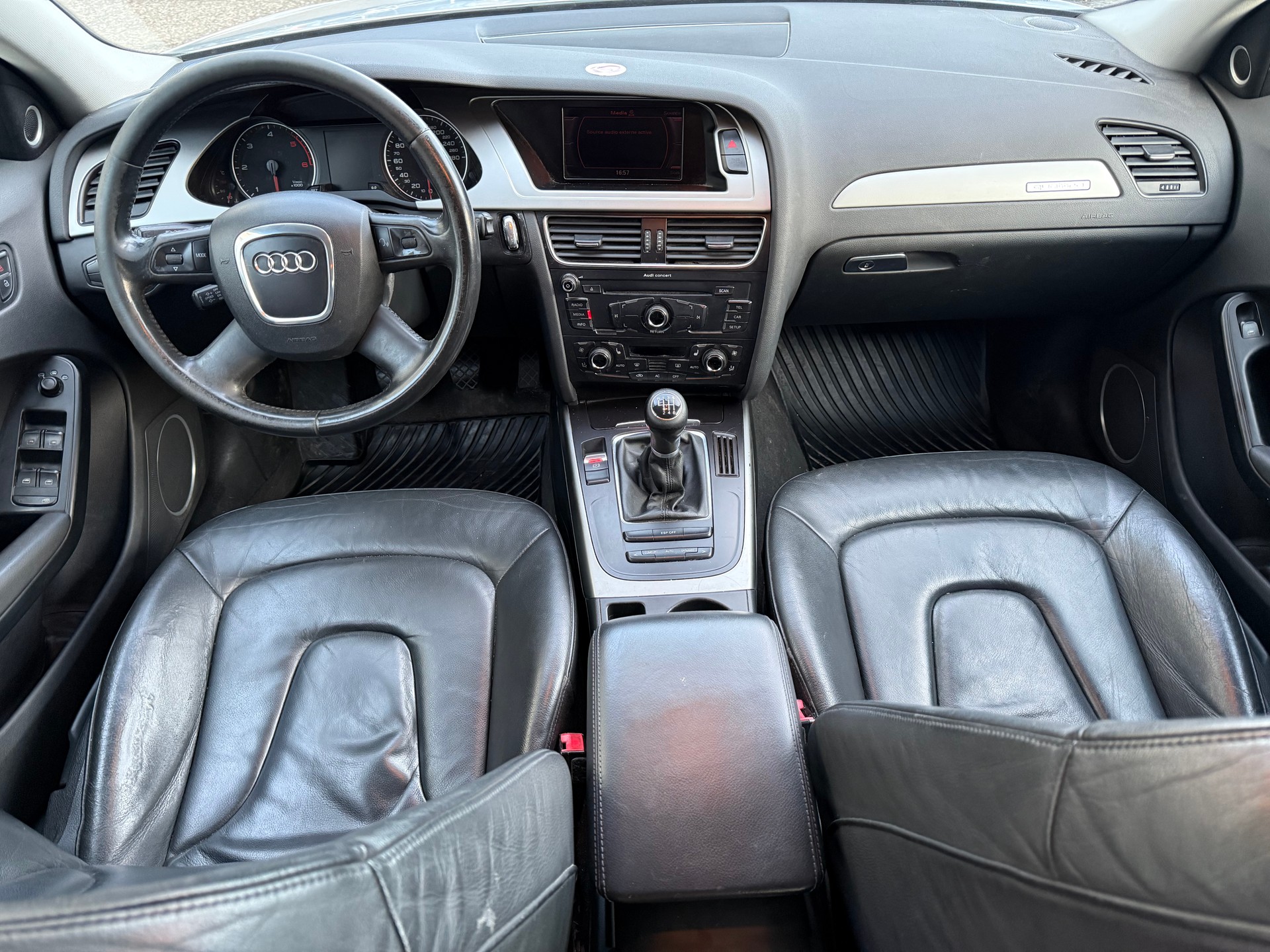 AUDI A4 Avant 3.0 TDI quattro-image-3