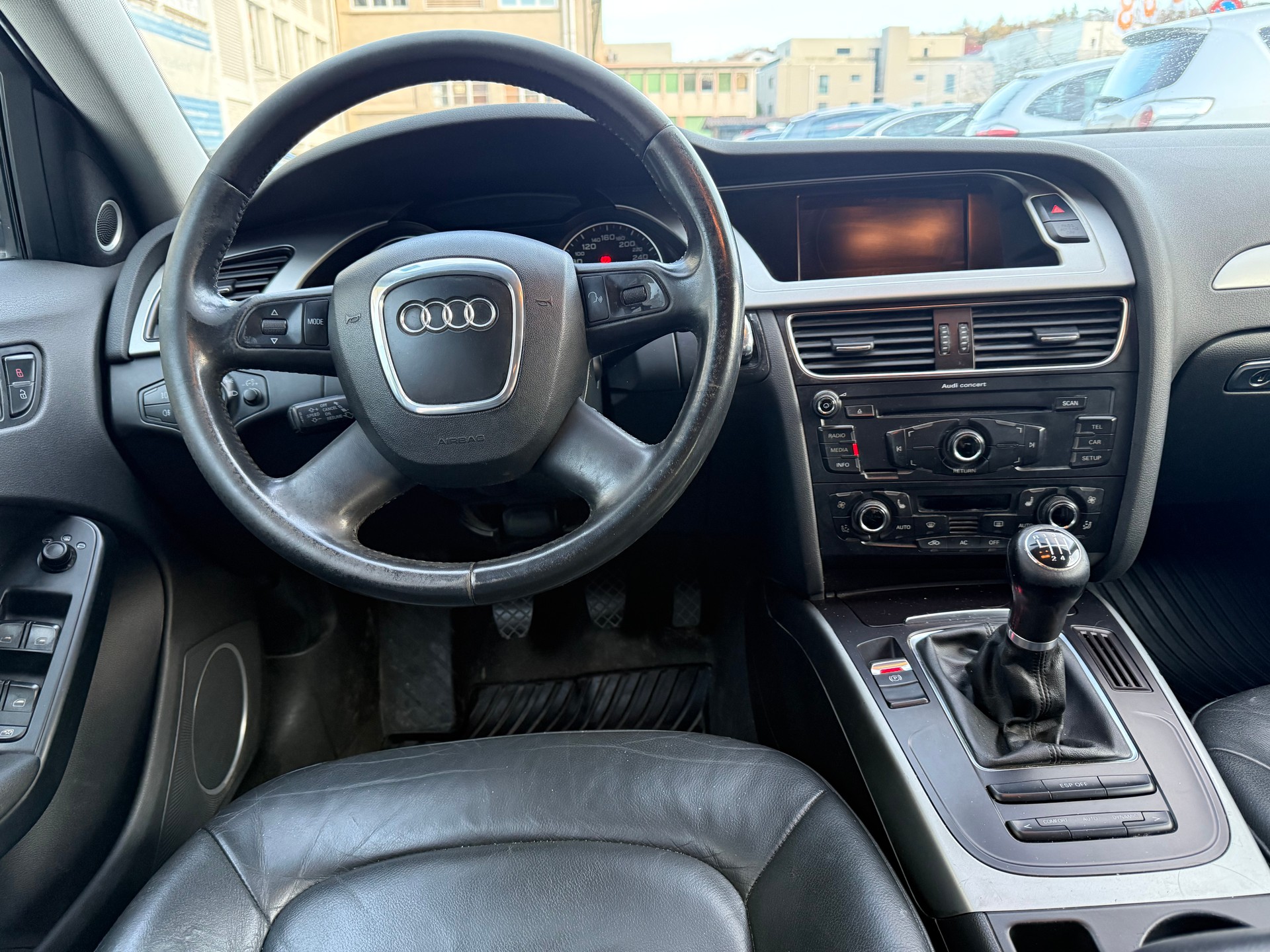 AUDI A4 Avant 3.0 TDI quattro-image-7