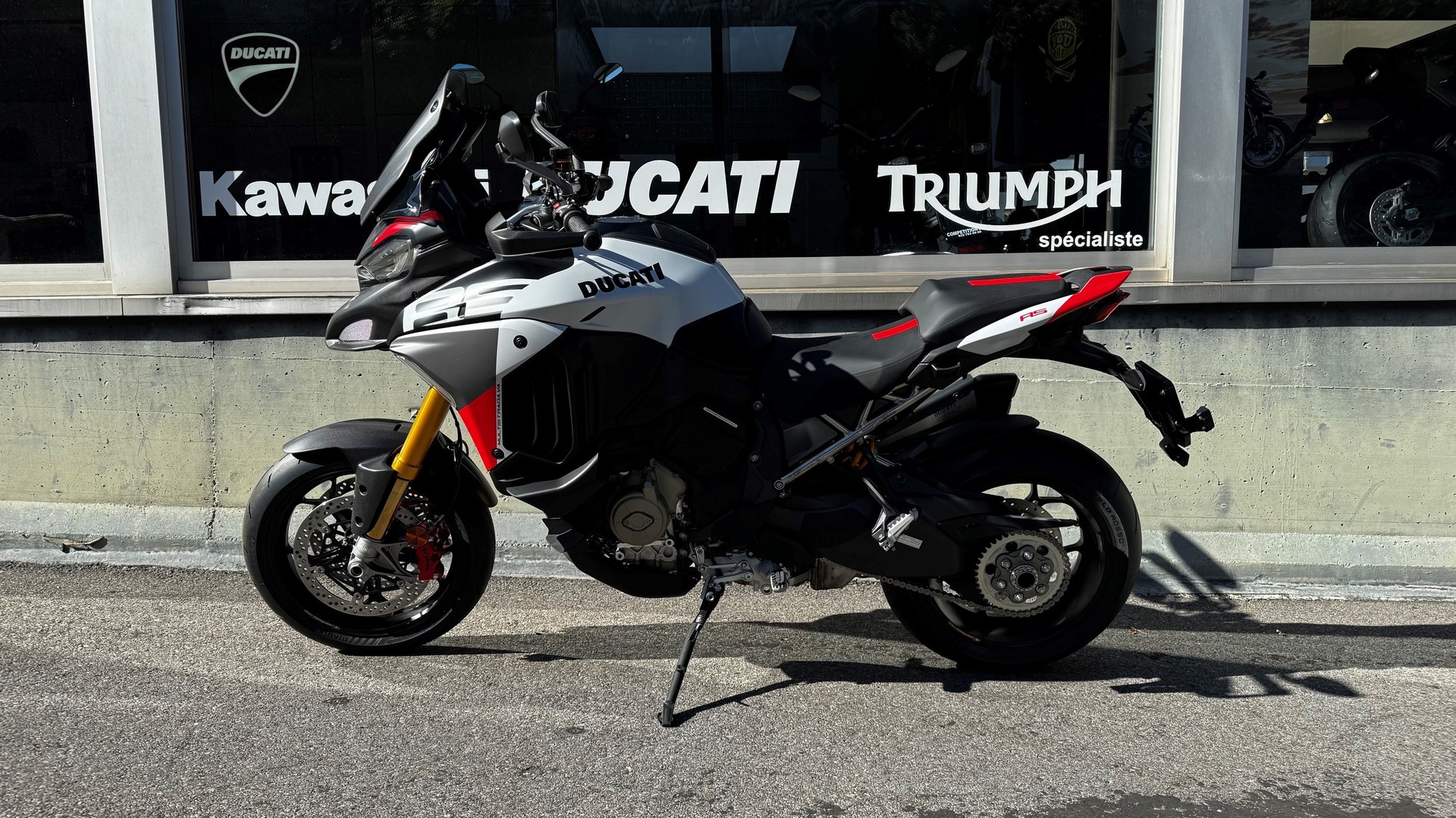 DUCATI Multistrada V4 RS-showroom-element-1